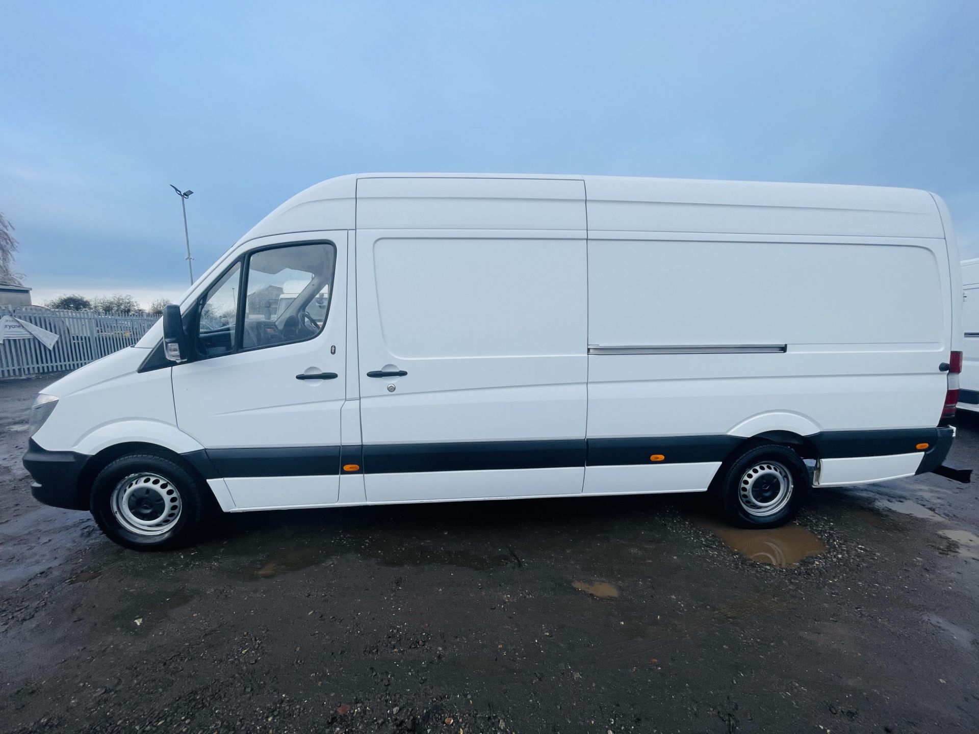 Mercedes Benz Sprinter 2.1 313 CDI L3 H3 2014 '64 Reg' - Cruise Control - Image 9 of 23