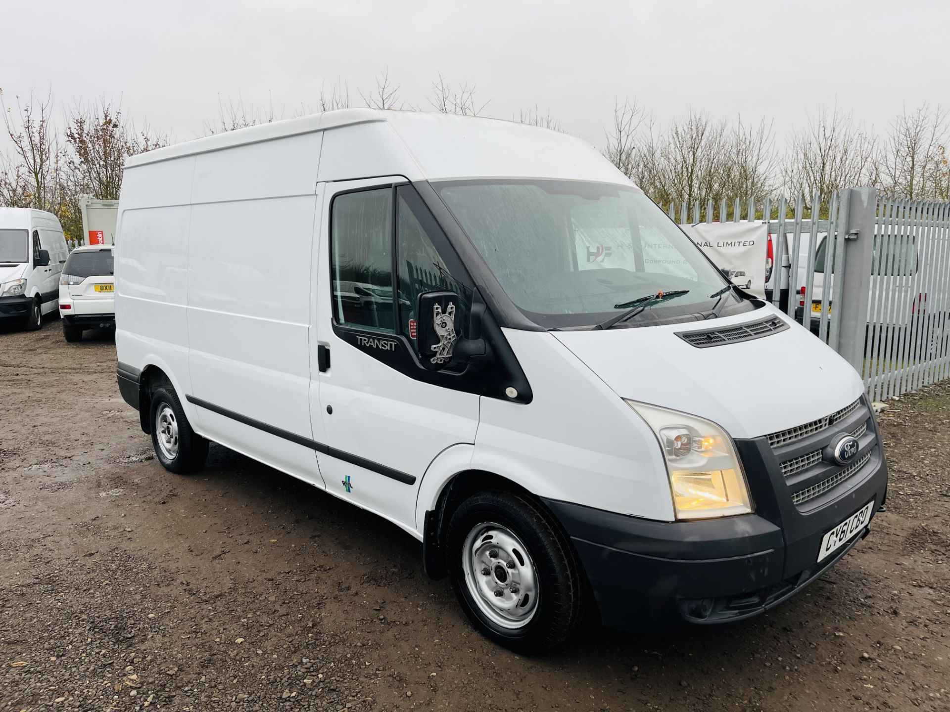 ** ON SALE ** Ford Transit 2.2 TDCI 100 T300 L2 H2 2011 '61 Reg' - Panel Van - No Vat Save 20% - Image 19 of 19