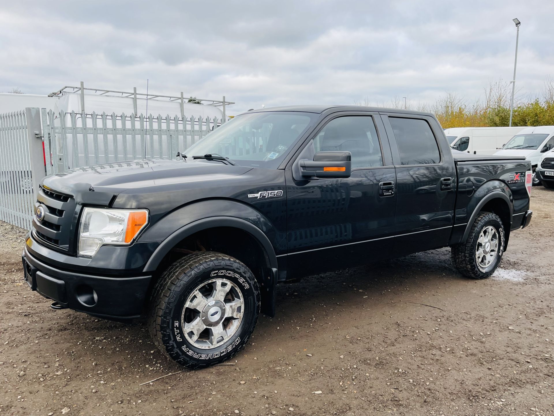 Ford F-150 3.5L V6 SuperCab 4WD FX4 Edition '2010 Year' Colour Coded Package - Top Spec - Image 3 of 24