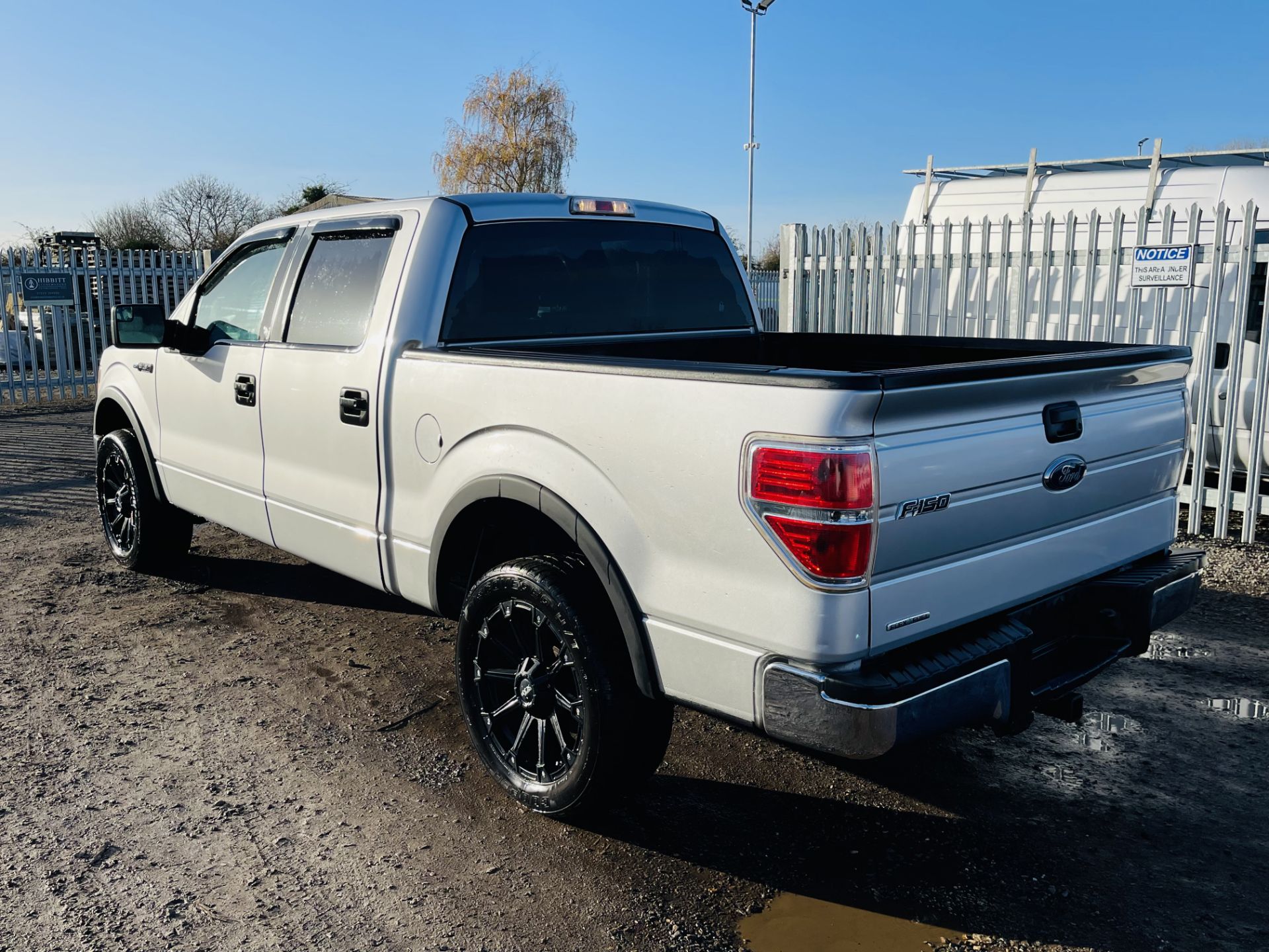 Ford F-150 5.0L V8 XLT Edition 4WD Super-Crew '2011 Year' A/C - Cruise Control - Chrome Pack - Image 7 of 23