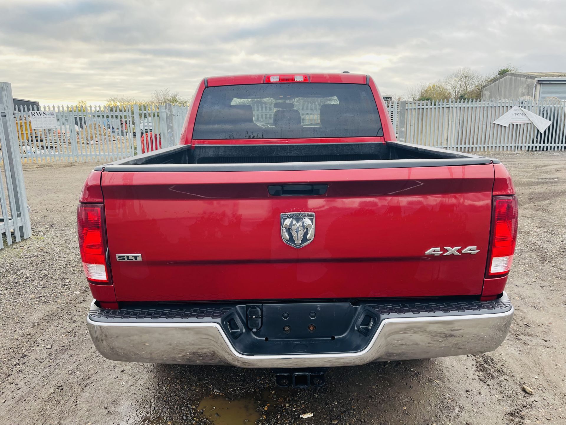 Dodge Ram 5.7 Hemi **SLT Edition** '2009 Year' 4WD Crew-Cab - A/C - 6 Seats - Cruise Control - Image 18 of 29