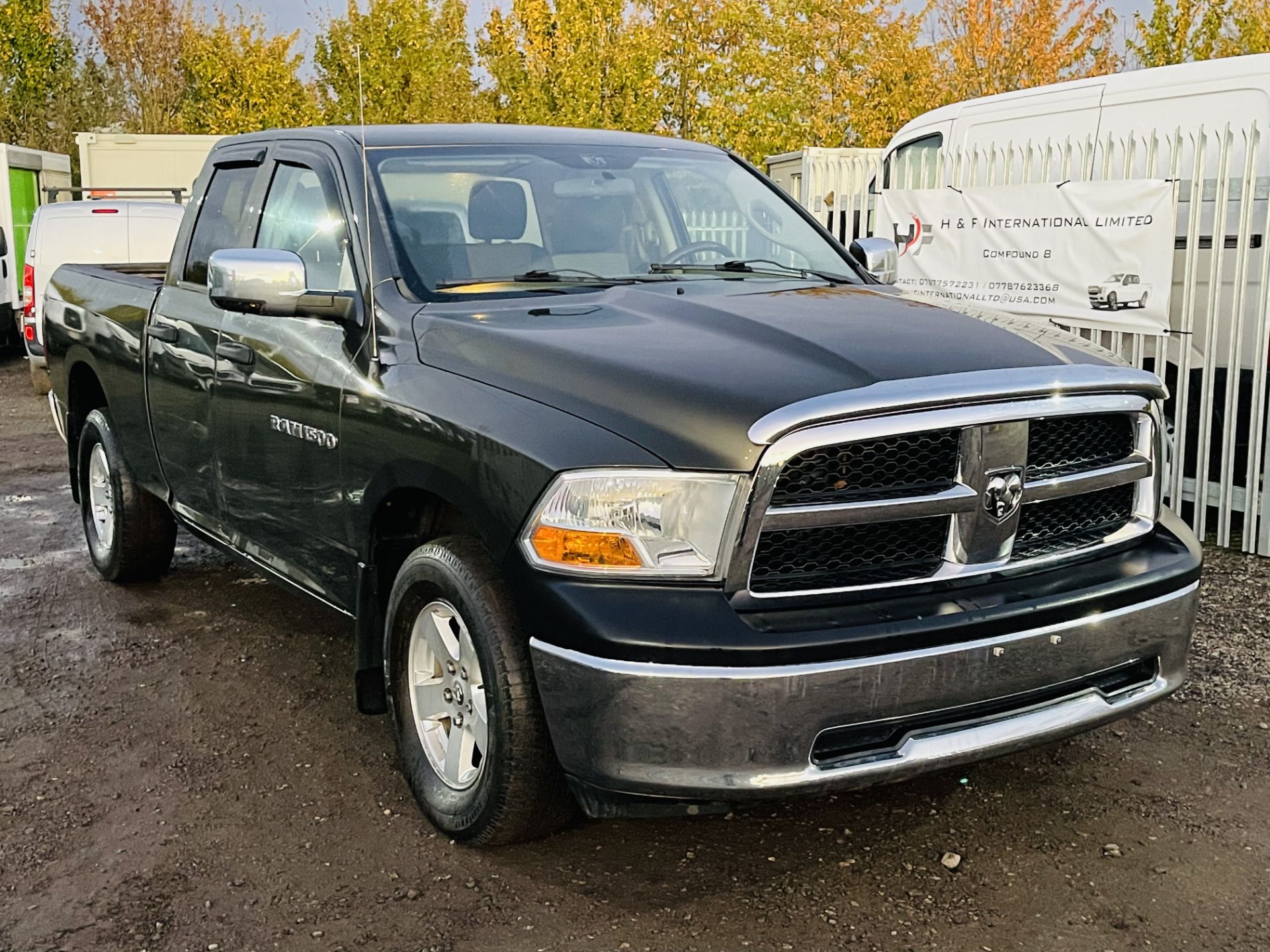 Dodge Ram 4.7 V8 1500 ST 4WD ' 2012 Year ' A/C - Cruise Control - 6 Seats - Chrome Pack - Image 4 of 27