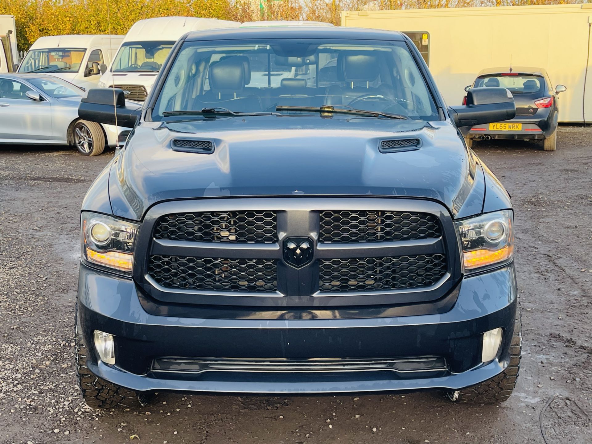 Dodge Ram 5.7 Hemi V8 4WD **Sport Edition** '2013 Year' - Sat Nav - A/C - Full sport spec - Image 8 of 36