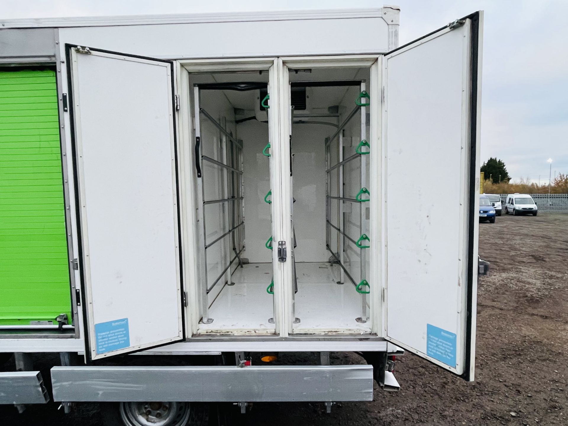 ** ON SALE ** Iveco Daily 35S11 L2 2.3 HPI **Automatic** 105 Bhp 2015 '15 Reg' GAH Fridge - - Image 9 of 23