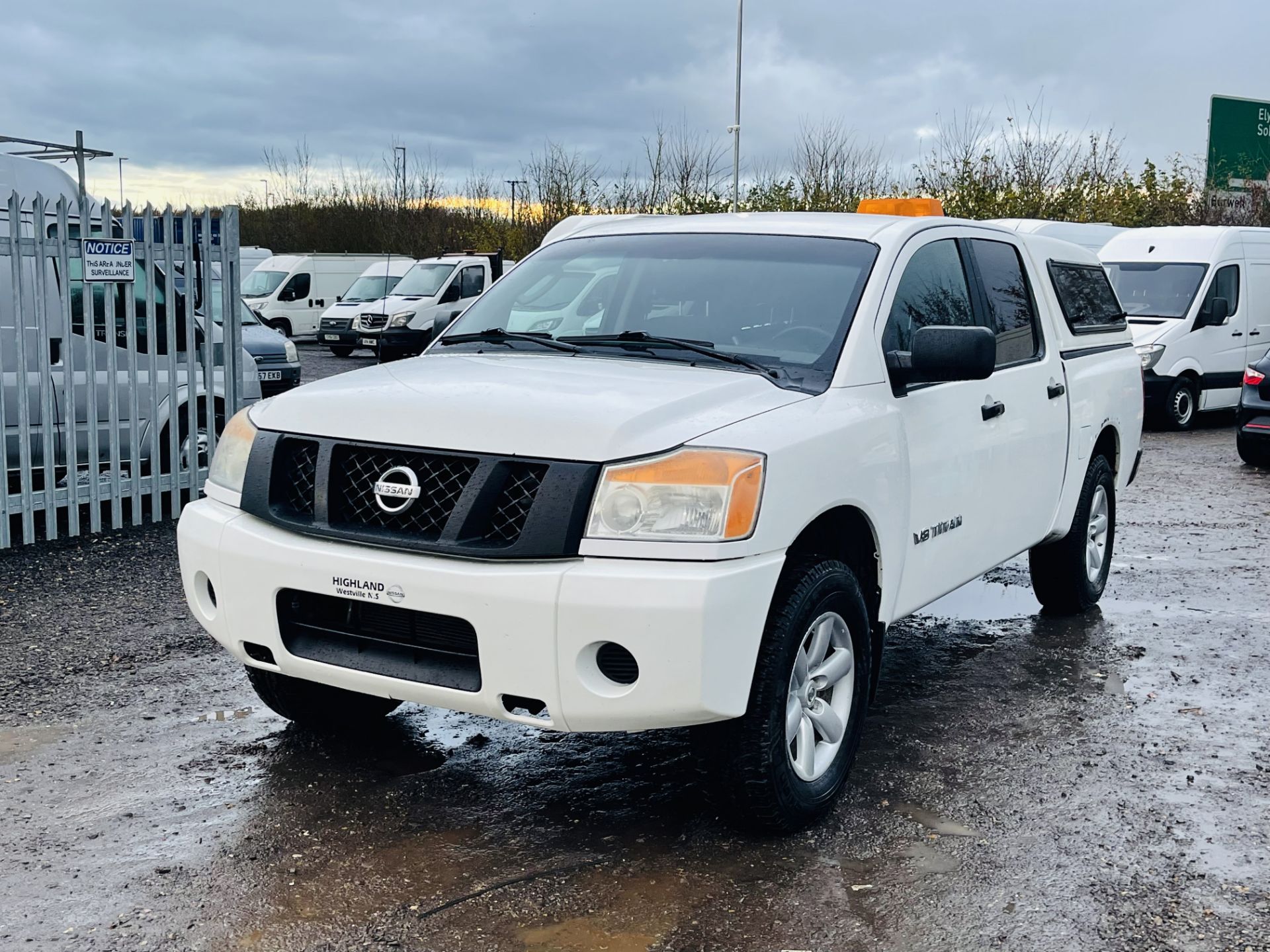 Nissan Titan 5.6L V8 Crew-Cab 4WD '2011 Year' - A/C - 6 Seats - Cruise Control - **ULTRA RARE** - Image 2 of 29