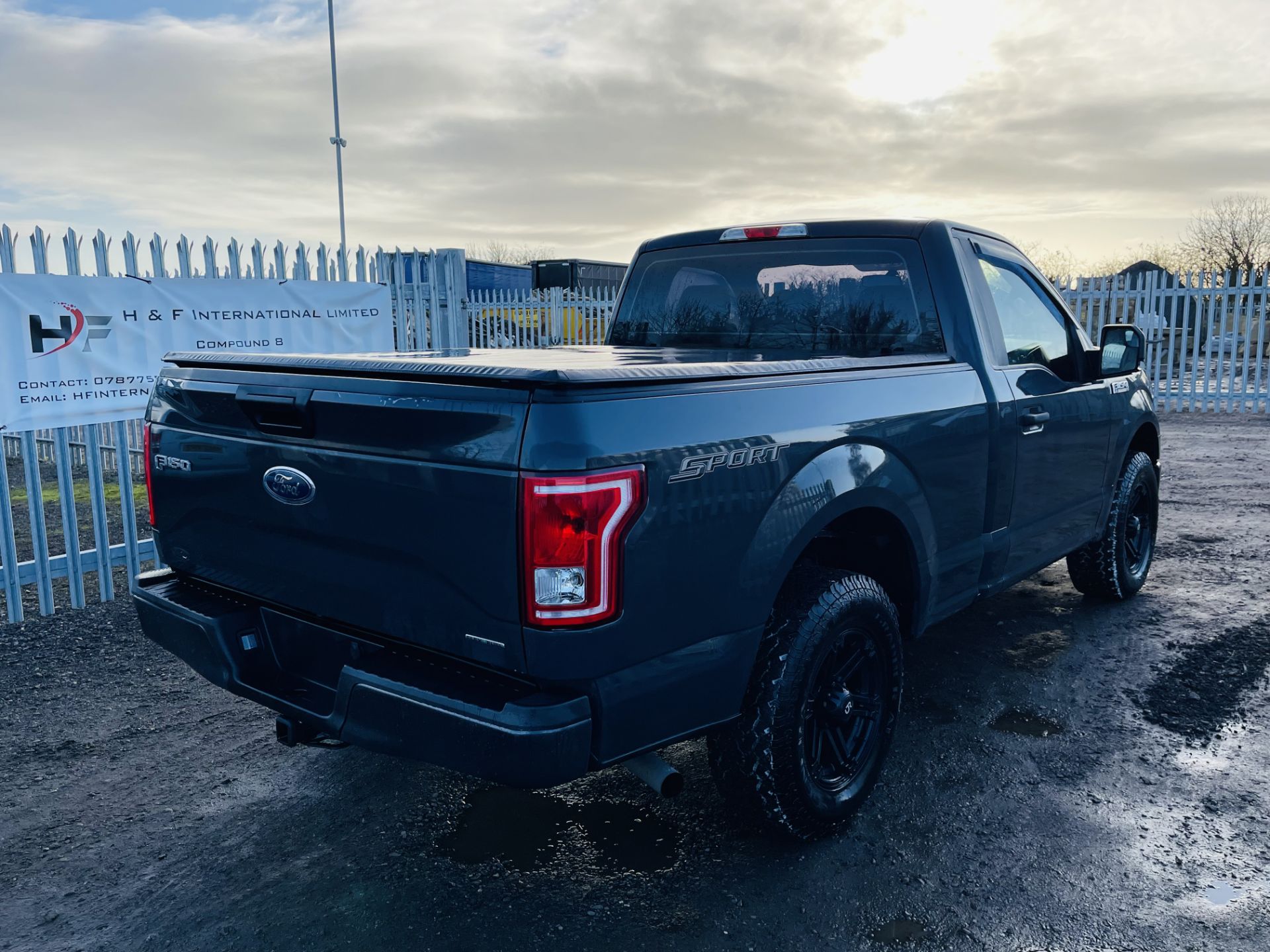 Ford F-150 3.5L V6 XL *Sport Edition '2016 year' Single Cab - Short Bed **ULTRA RARE** - Image 14 of 35