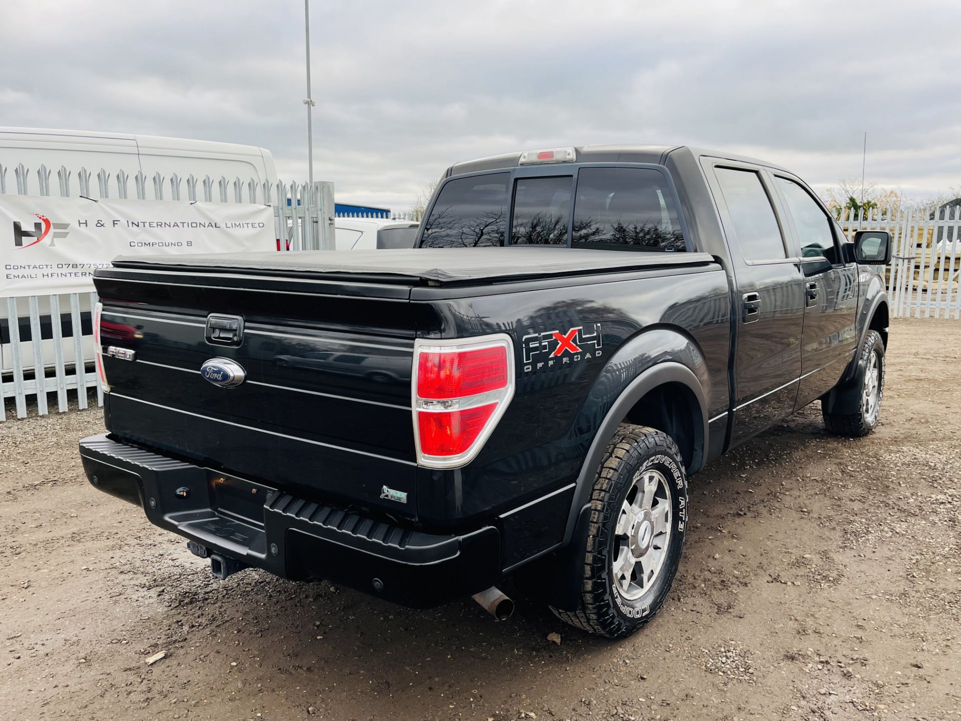 Ford F-150 3.5L V6 SuperCab 4WD FX4 Edition '2010 Year' Colour Coded Package - Top Spec - Image 9 of 24