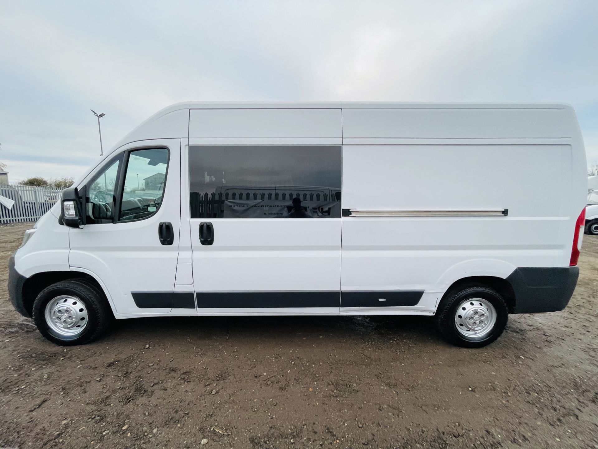 Fiat Ducato 2.3 MultiJet 35 L3 H2 2015 '15 Reg' Crew Van - 6 Seats - No Vat Save 20% - Image 7 of 23