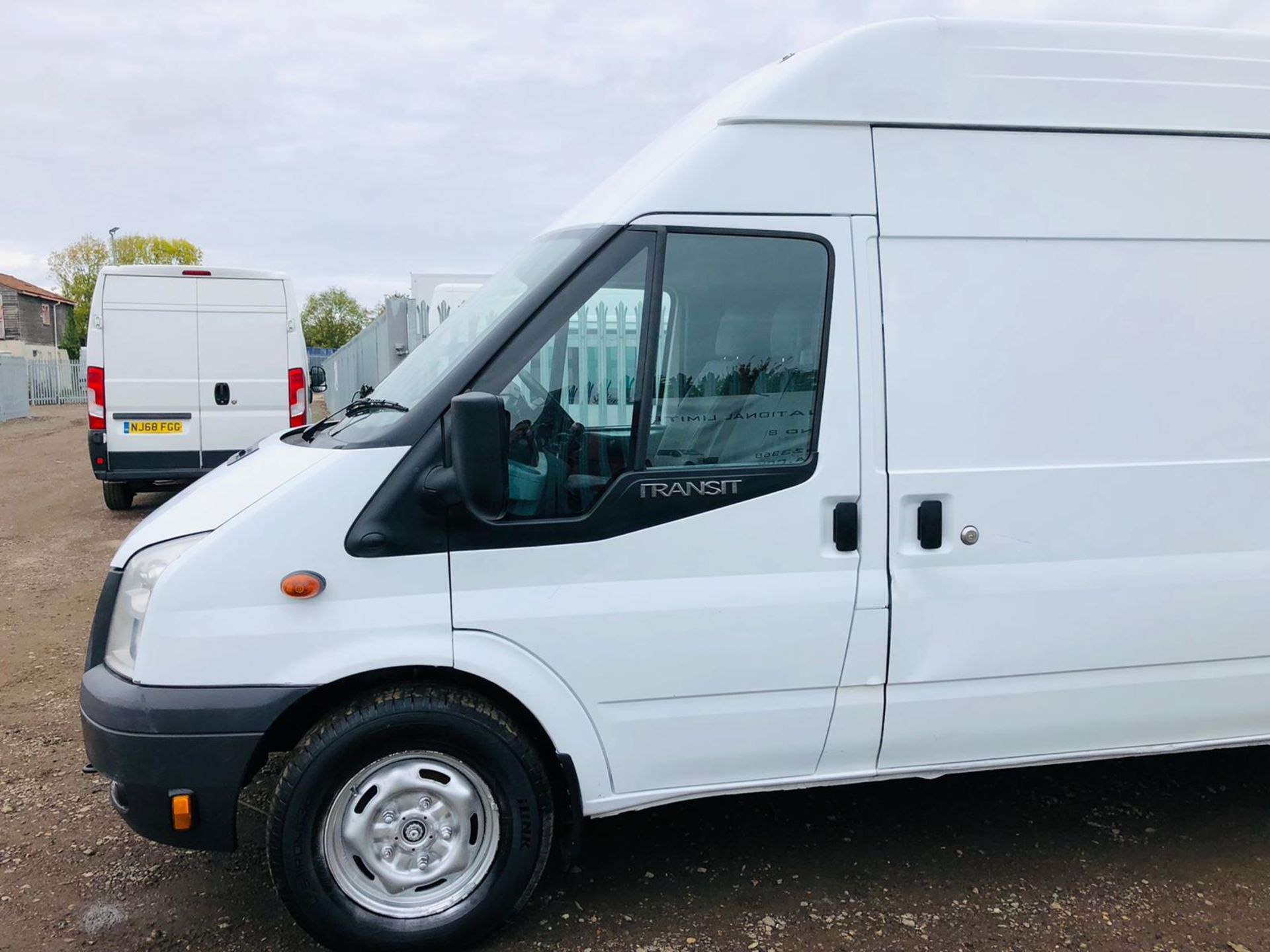 Ford Transit 125 2.2 TDCI T350 Jumbo RWD L4 H3 2013 '63 Reg' Panel Van - Extra Long Wheel base - Image 16 of 34