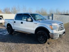 Ford F-150 5.0L V8 XLT Edition 4WD Super-Crew '2011 Year' A/C - Cruise Control - Chrome Pack