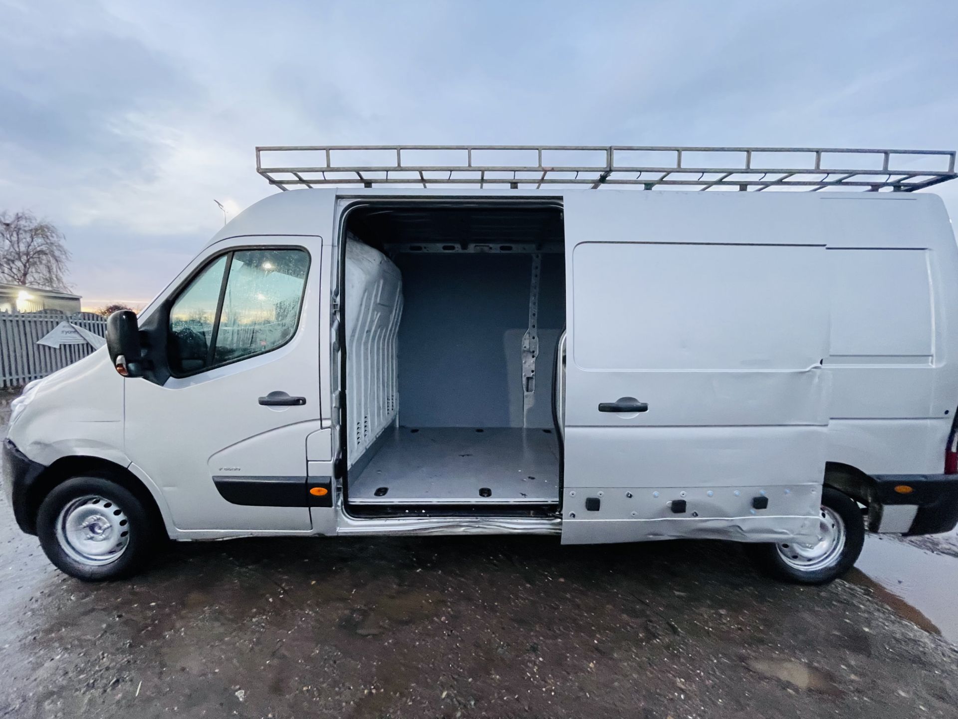 Vauxhall Movano 2.3 CDTI F3500 L3 H2 Eco-Flex BiTurbo 2015 '15 Reg' - Elec Pack - Image 16 of 21