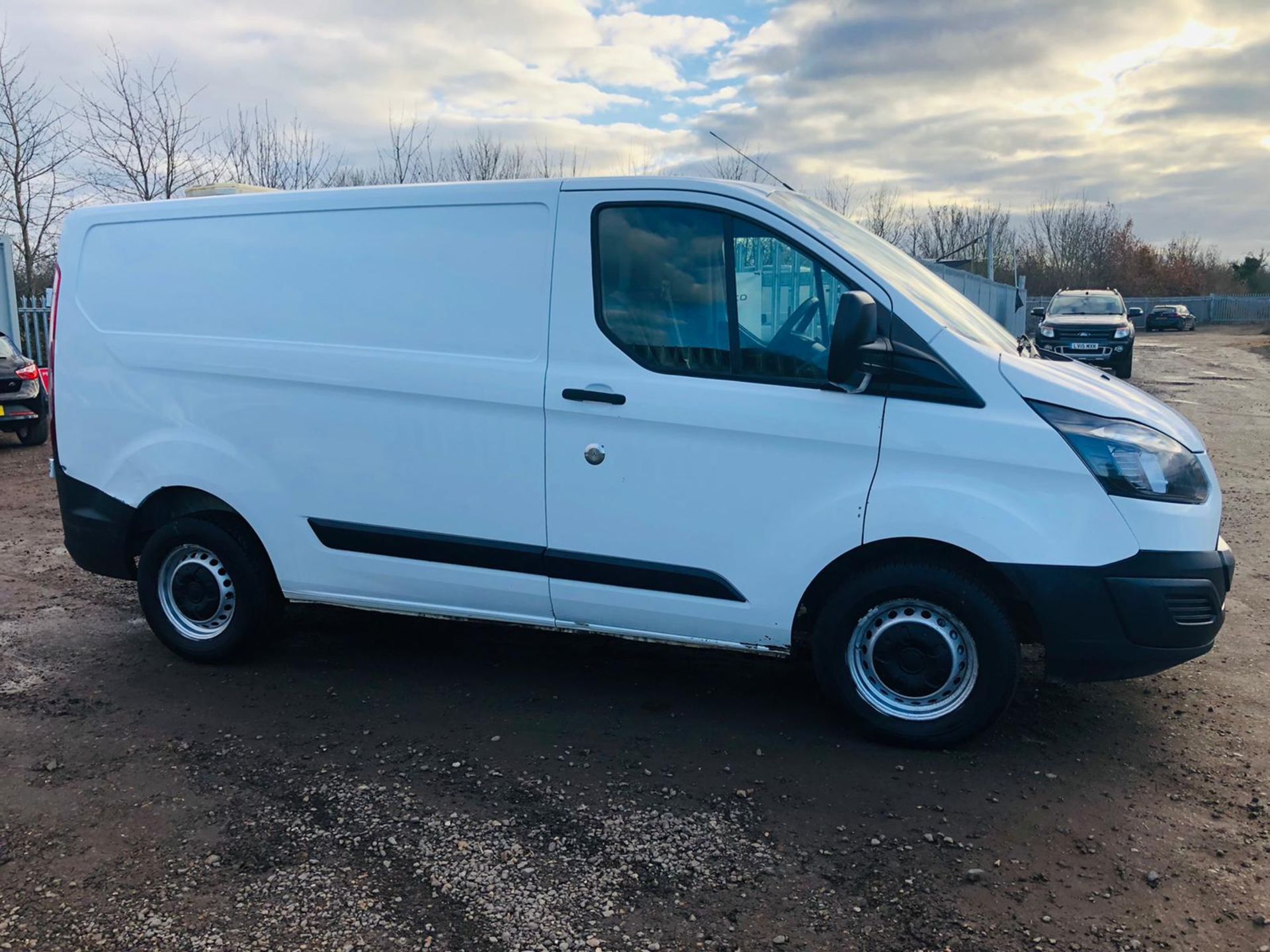 ** ON SALE ** Ford Transit Custom 2.2 TDCI 100 Eco Tech LWB 2014 '64 Reg'