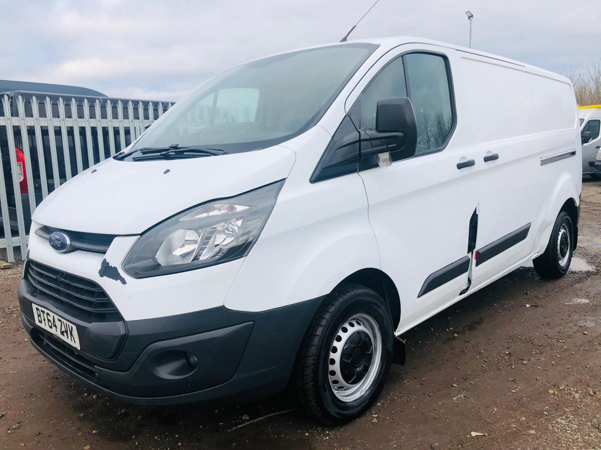 ** ON SALE ** Ford Transit Custom 2.2 TDCI 290 Eco Tech LWB 2015 '64 Reg' - Image 15 of 31