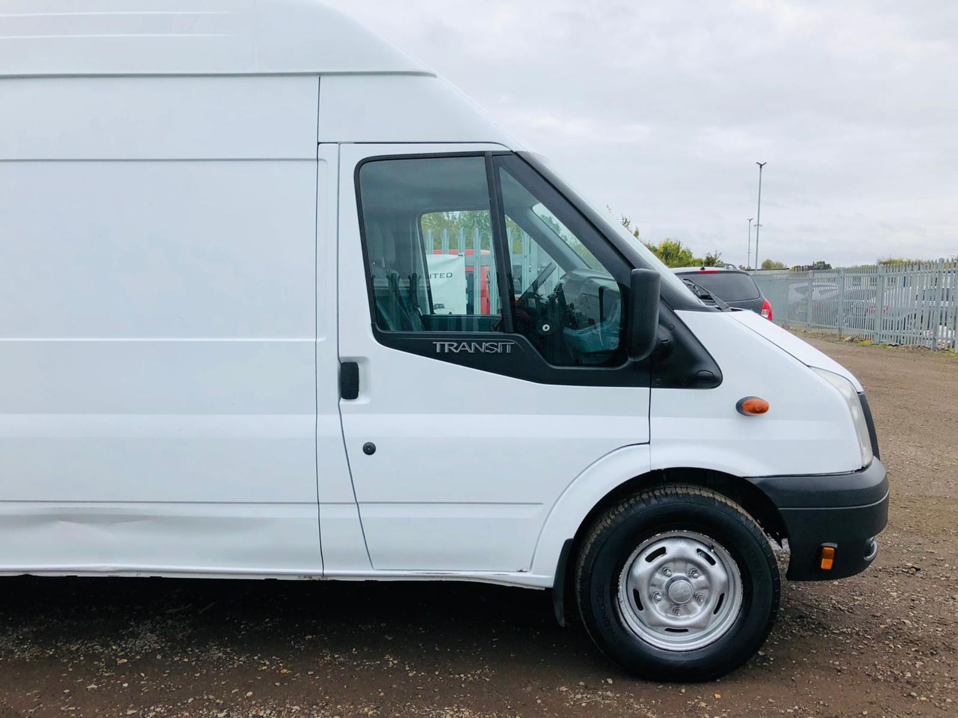 Ford Transit 125 2.2 TDCI T350 Jumbo RWD L4 H3 2013 '63 Reg' Panel Van - Extra Long Wheel base - Image 4 of 34