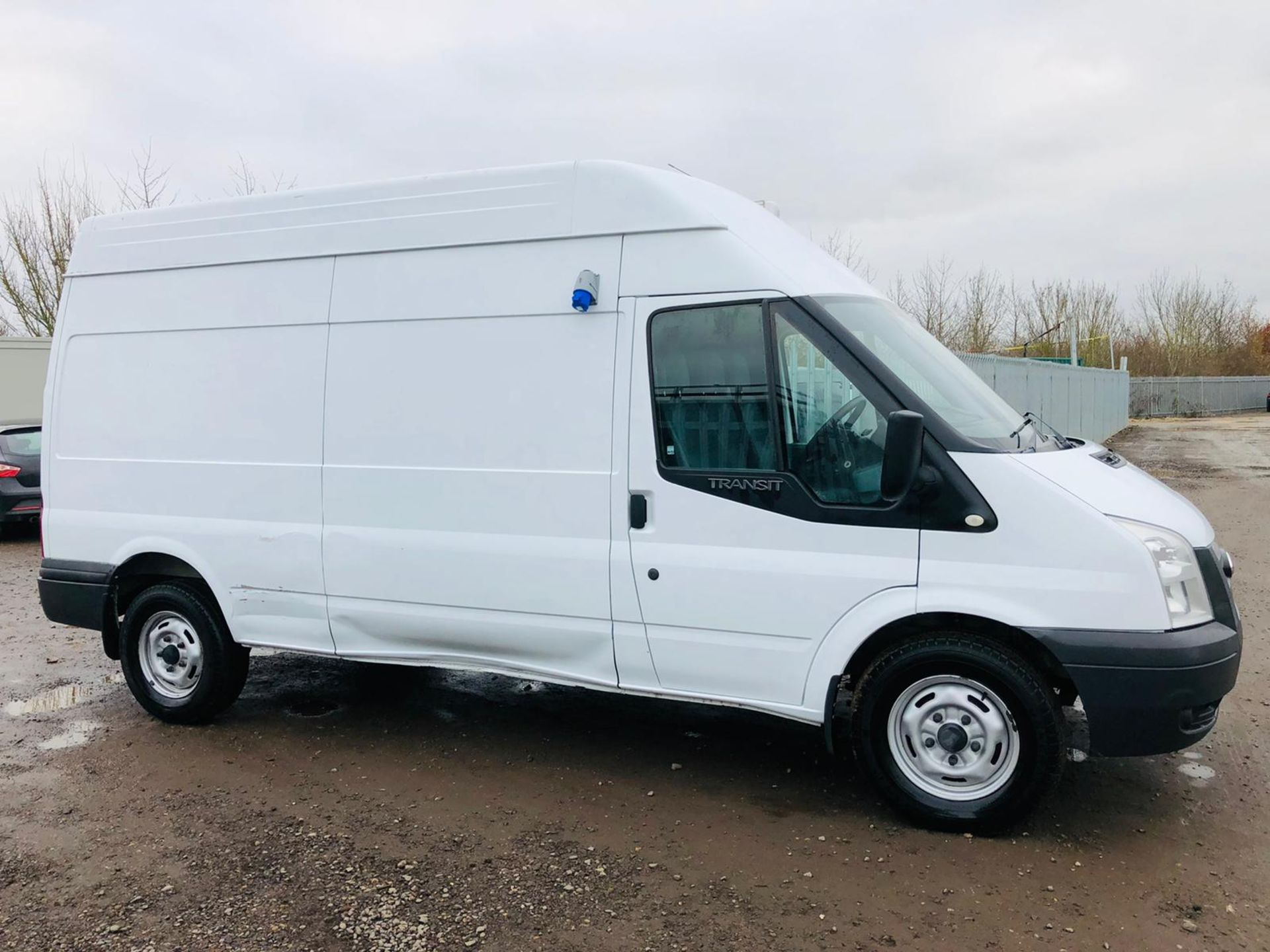 ** ON SALE ** Ford Transit 2.2 TDCI 125 RWD T350 L3 H3 2014 '63 Reg' Only Done 59K !! - Image 10 of 31