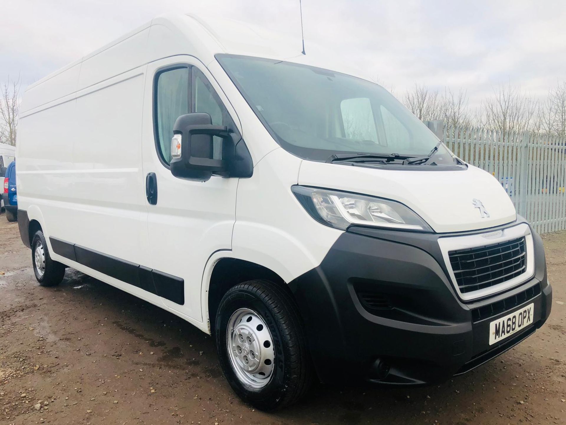 Peugeot Boxer 2.0 BlueHDI 130 335 L3 H2 2018 ' 68 Reg' Euro 6B - ULEZ Compliant - Sat Nav - Air Con - Image 2 of 34