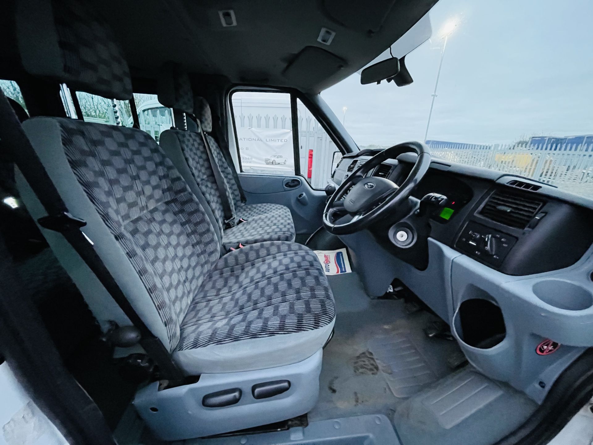 Ford Transit Toureno 2.2 TDCI Trend 2013 '13 Reg' 9 seats - Air Con - Cruise Control - Image 21 of 25