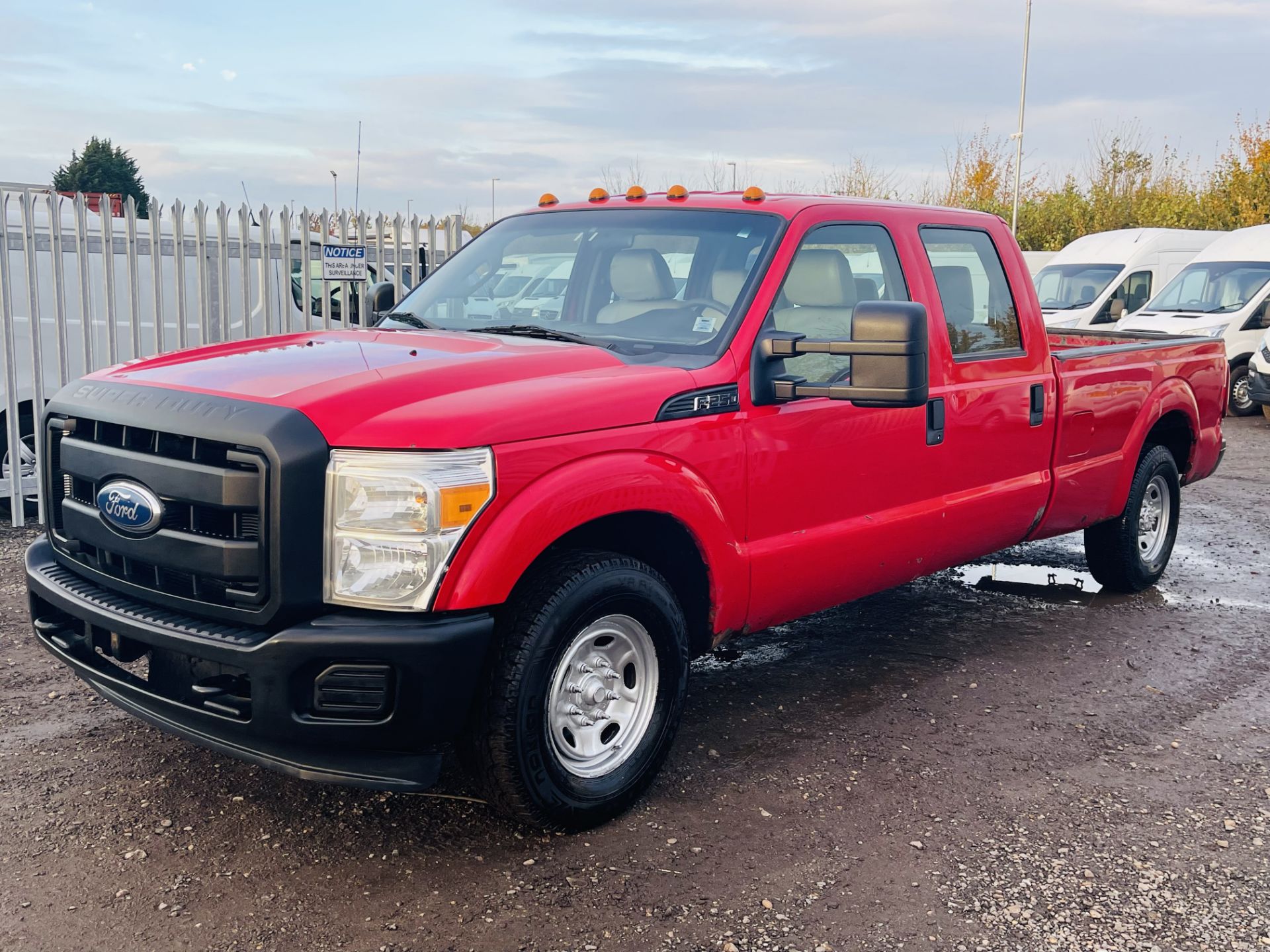 Ford F-250 6.2L V8 XL '2011 Year' **Super Duty** Crew Cab -A/C ** Fresh Import **