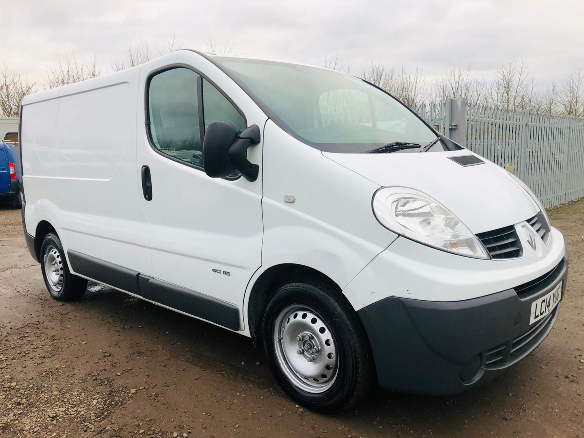 Renault Trafic 2.0 DCI SL27 L1 H1 2014 '14 Reg' Air Con