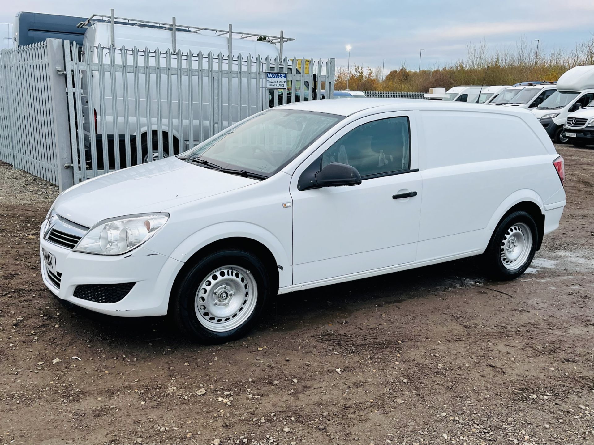 Vauxhall Astra 1.7 CDTI 110 Eco-Flex 2012 '61 Reg' Panel Van - Sat Nav - Image 5 of 19