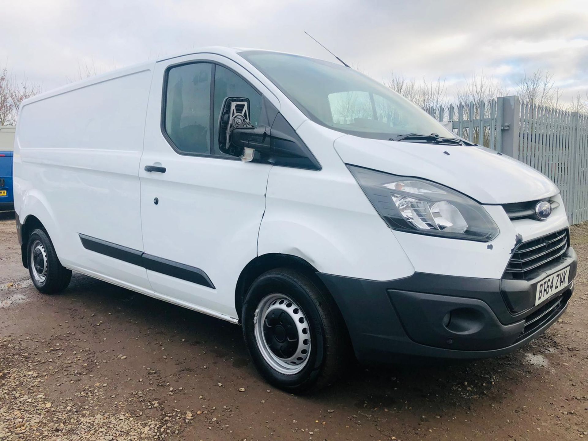 ** ON SALE ** Ford Transit Custom 2.2 TDCI 290 Eco Tech LWB 2015 '64 Reg' - Image 2 of 31