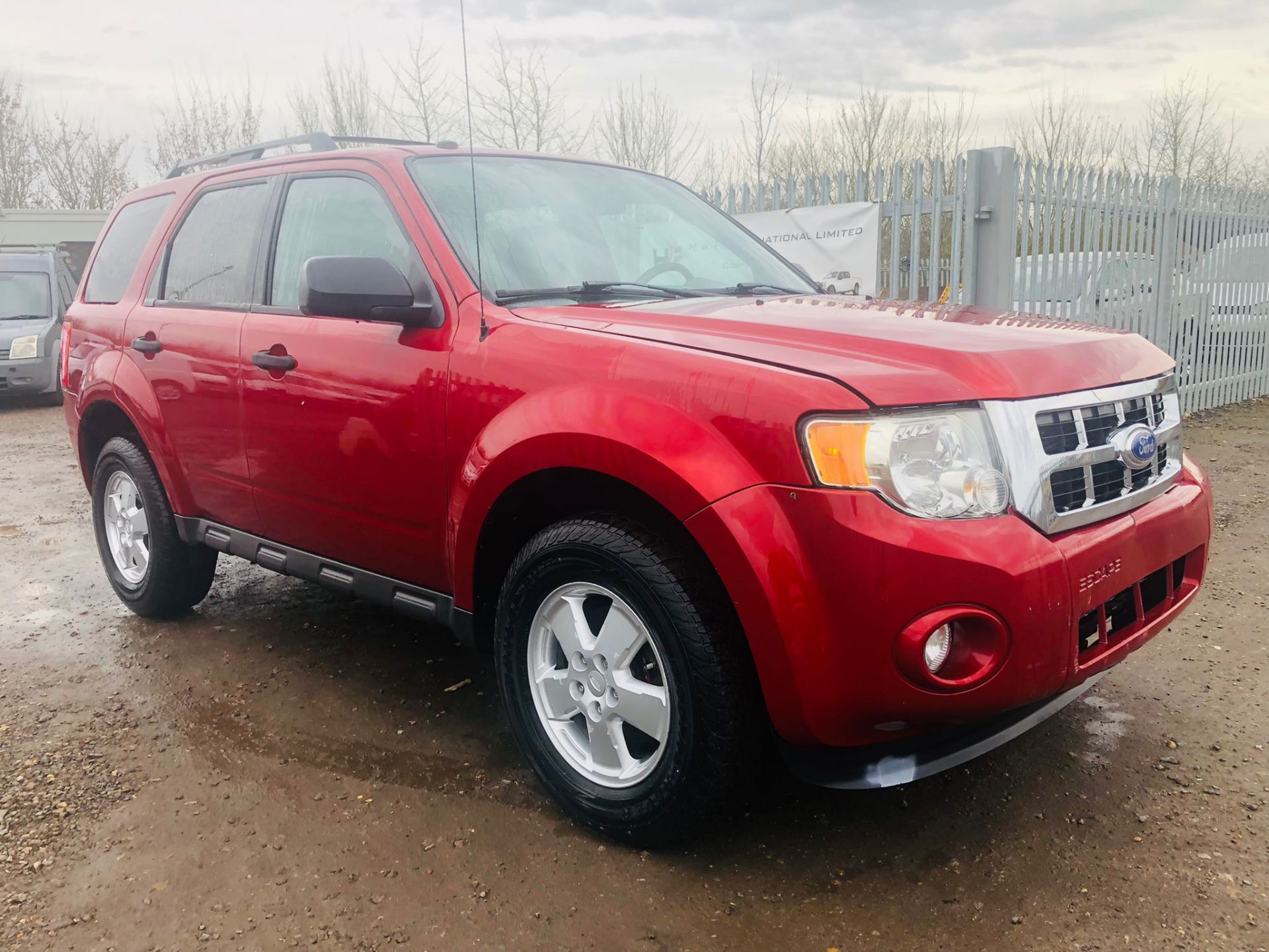 ** ON SALE ** Ford Escape XLT 3.0L V6 ' 2011 Year ' Auto - A/C - Winter Pack - Left hand Drive