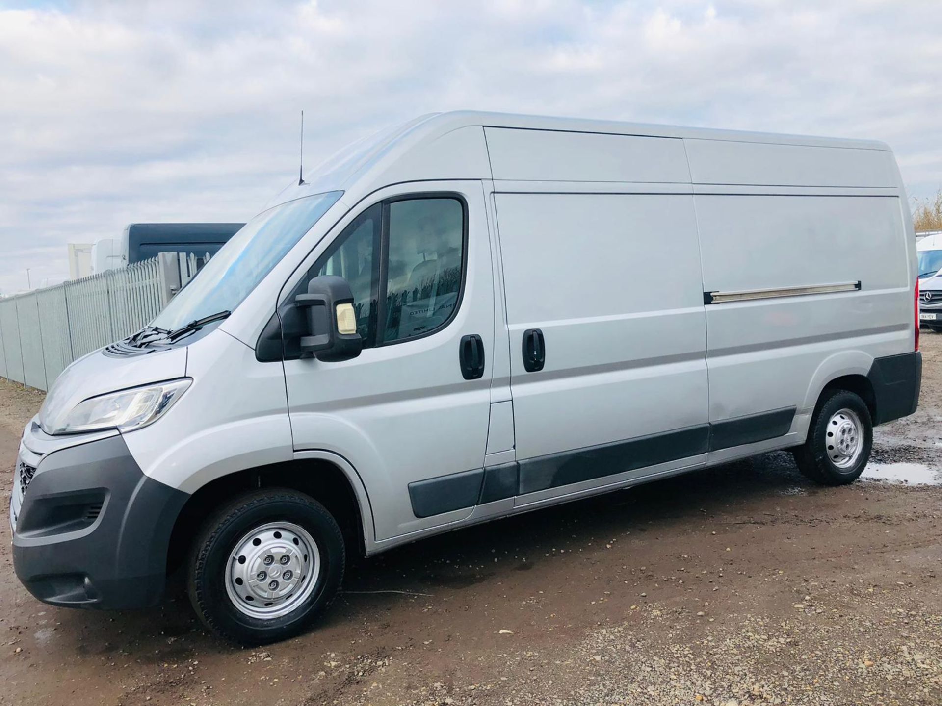 ** ON SALE ** Citroen Relay 2.0 Blue HDI Enterprise L3 H2 2017 '67 Reg' Air Con - Euro 6B - - Image 11 of 35