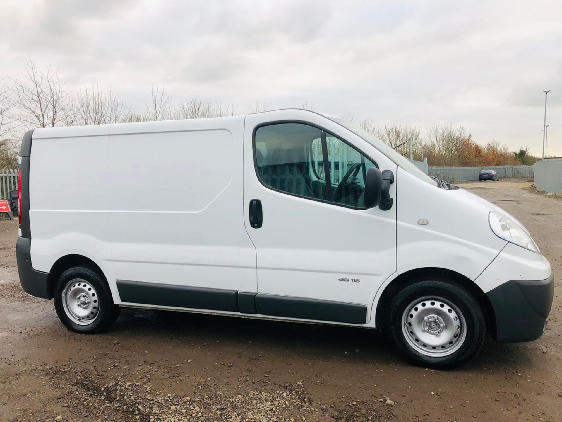 Renault Trafic 2.0 DCI SL27 L1 H1 2014 '14 Reg' Air Con - Image 14 of 31