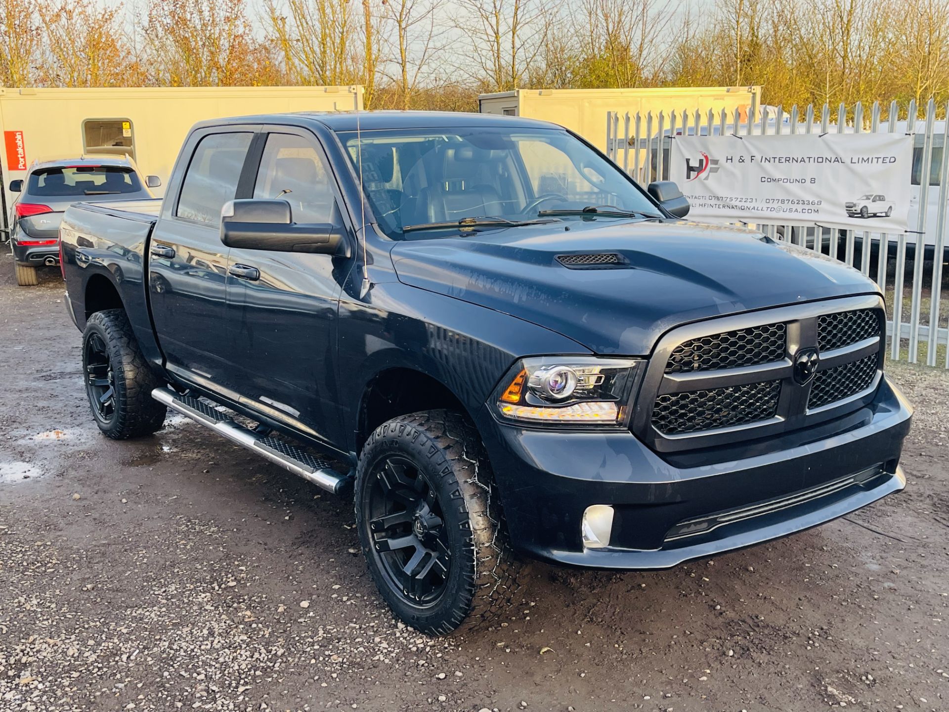 Dodge Ram 5.7 Hemi V8 4WD **Sport Edition** '2013 Year' - Sat Nav - A/C - Full sport spec - Image 4 of 36