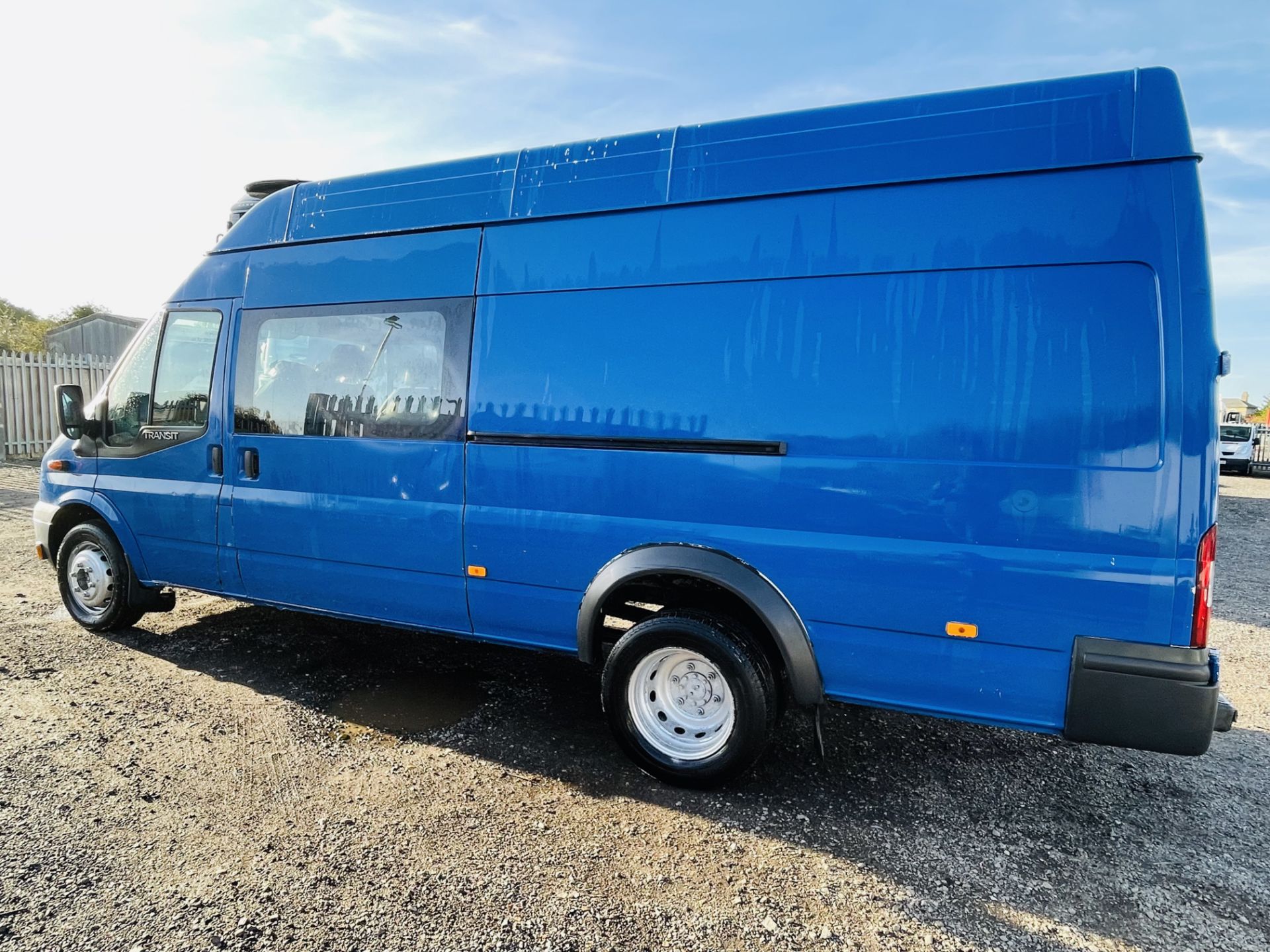 ** ON SALE **Ford Transit 2.2 TDCI T460 155 RWD 2013 Crew-van '63 Reg' L4 H3 - Twin Rear Axle - Image 8 of 25