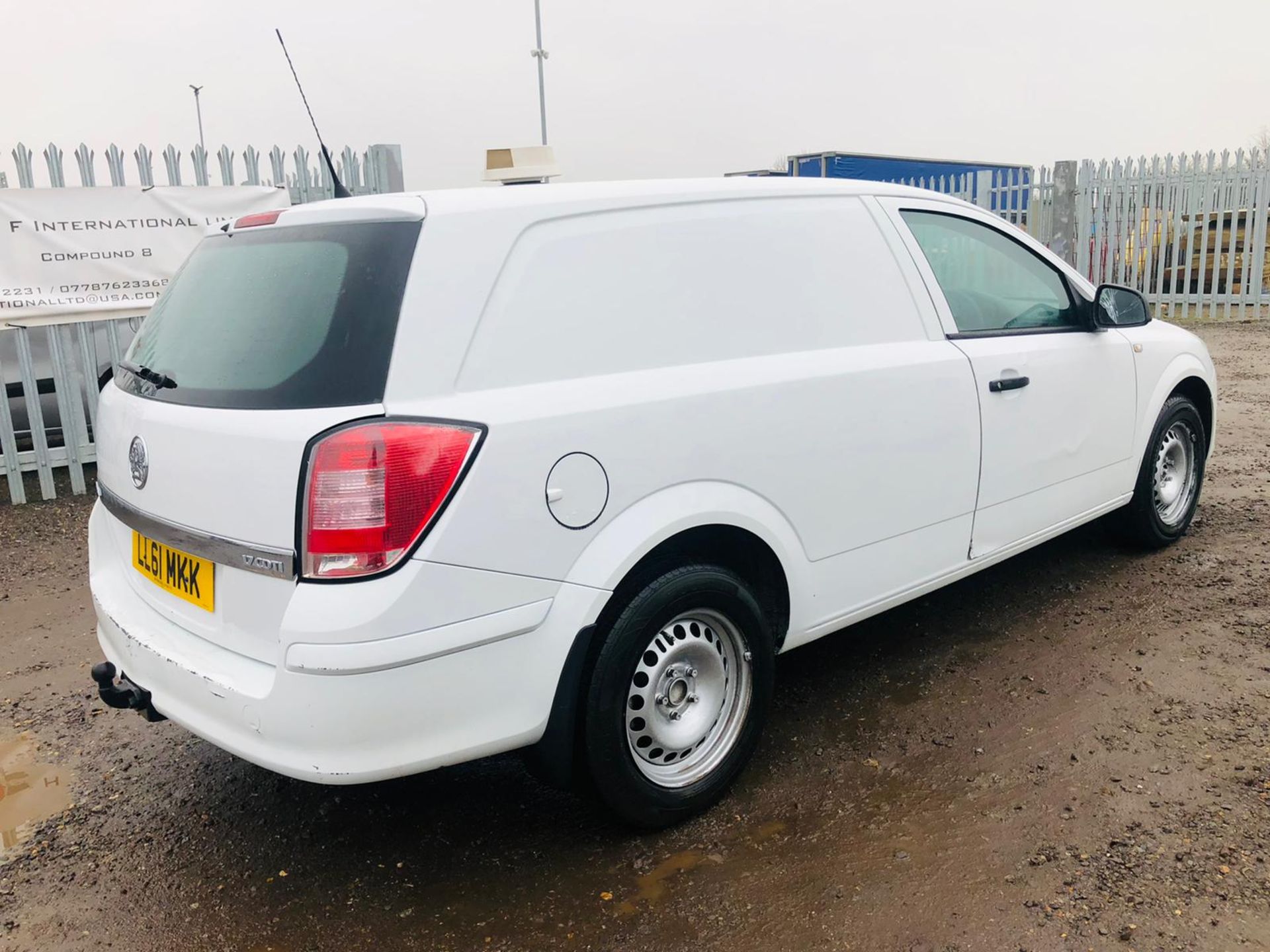 Vauxhall Astra 1.7 CDTI 110 Eco-Flex 2012 '61 Reg' Panel Van - Sat Nav - Image 12 of 19