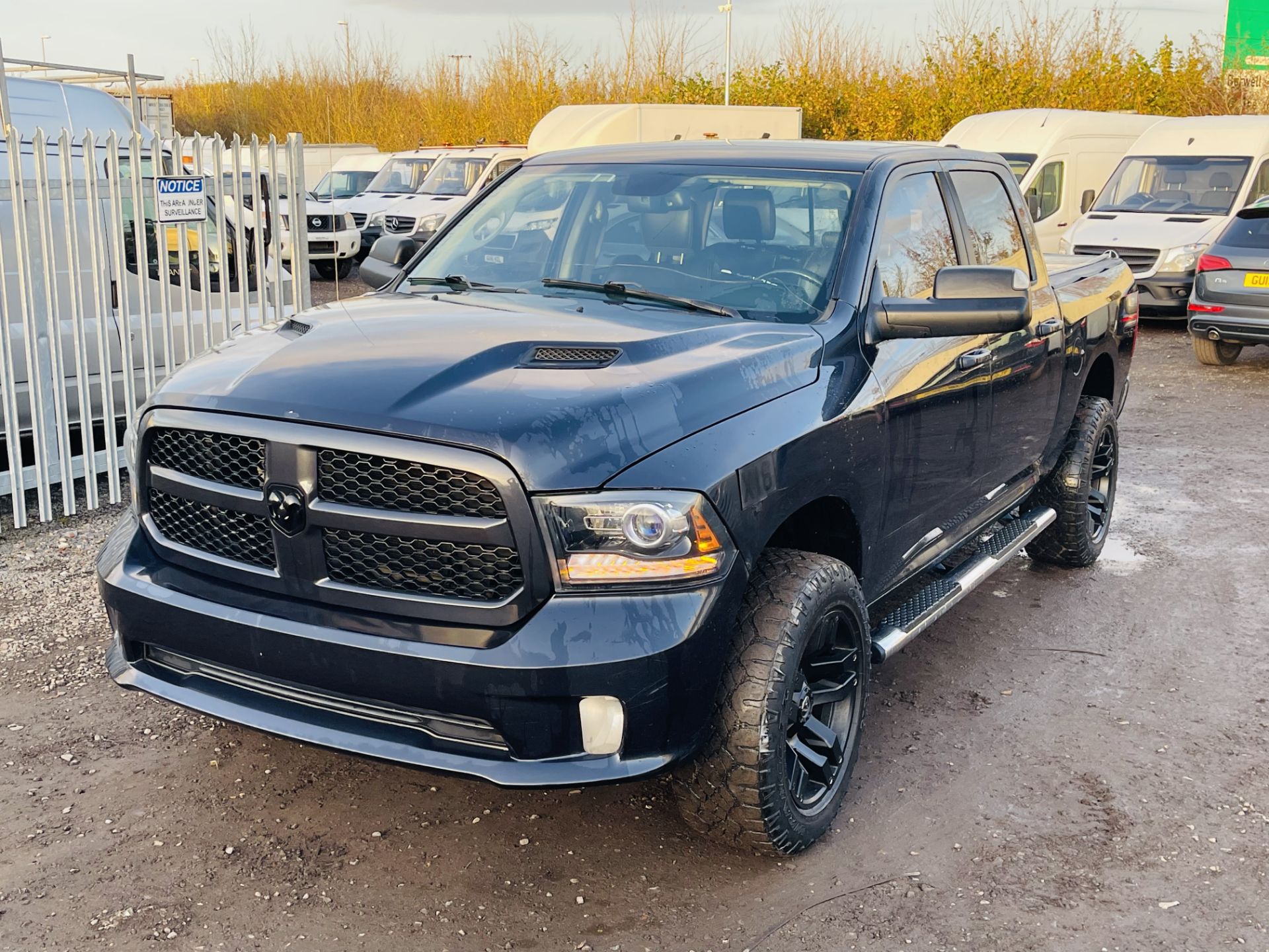 Dodge Ram 5.7 Hemi V8 4WD **Sport Edition** '2013 Year' - Sat Nav - A/C - Full sport spec - Image 10 of 36