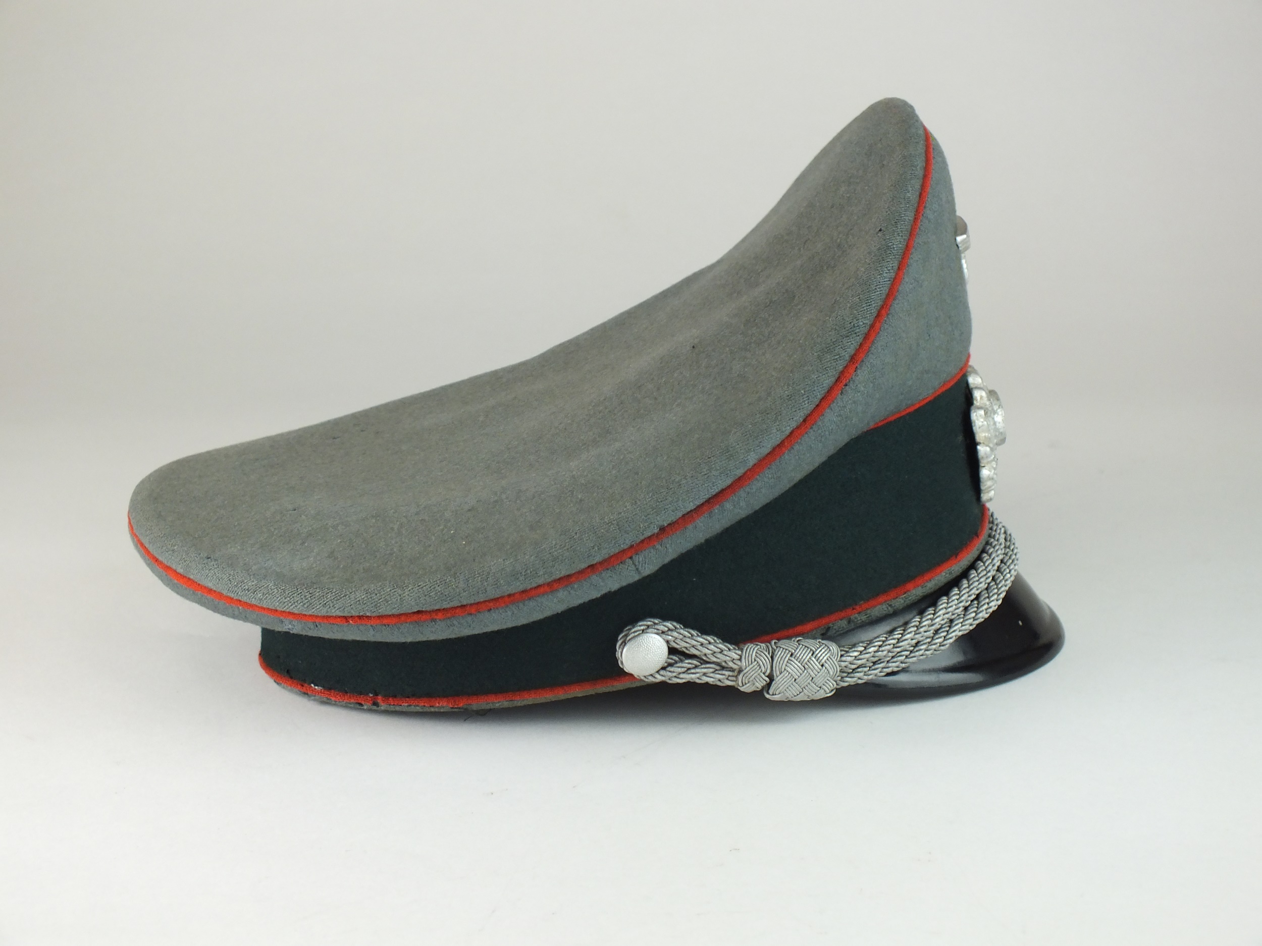 German Third Reich Army Artillery Officer's visor cap - Image 4 of 6