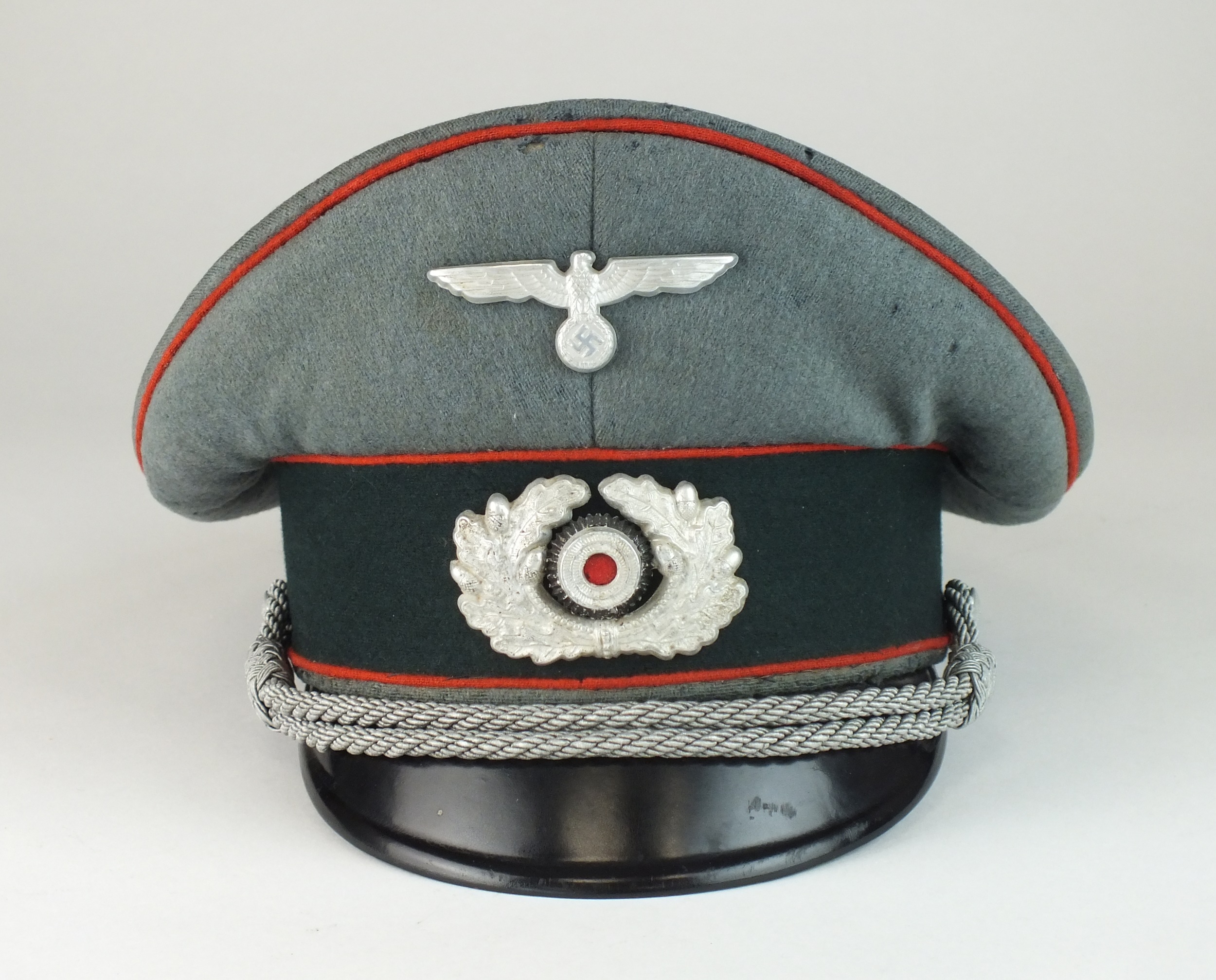 German Third Reich Army Artillery Officer's visor cap