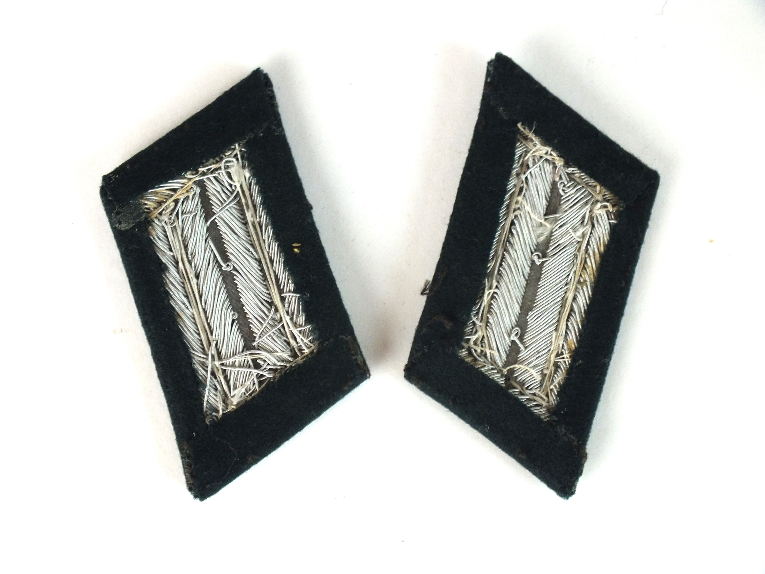 A pair of Third Reich German Heer (Army) Engineer Officer's collar tabs with black piping (2) - Image 2 of 2