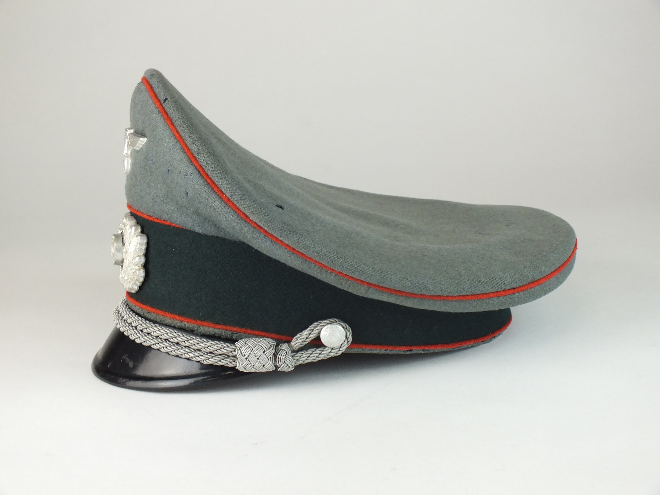 German Third Reich Army Artillery Officer's visor cap - Image 2 of 6