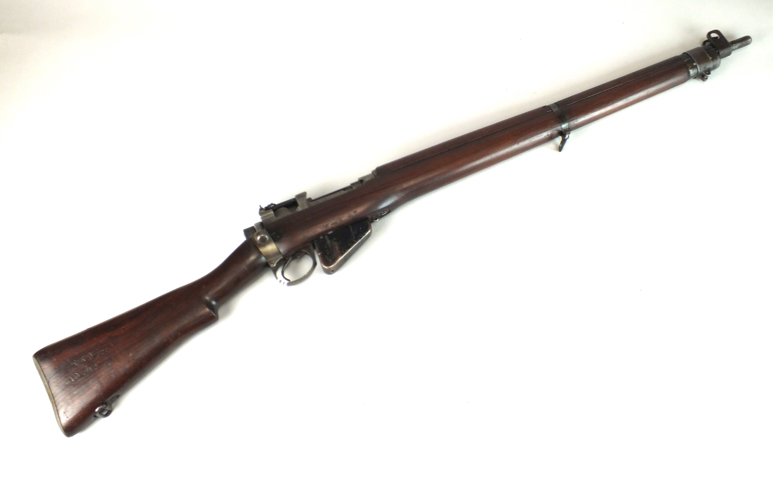 A Lee Enfield No 4 mark I*.303 rifle, circa 1942, converted to a .410 shotgun - Image 3 of 5