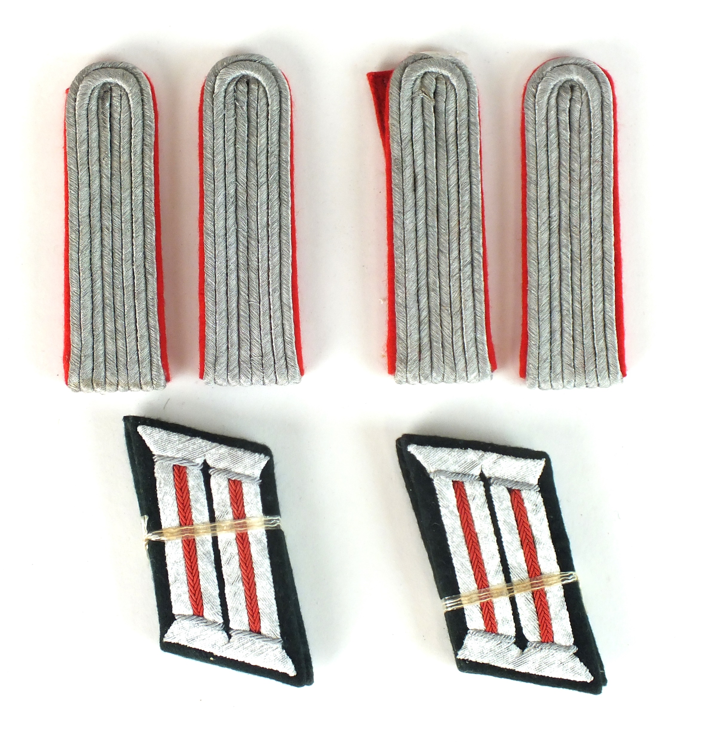 Two pairs of German Third Reich Artillery Lieutenant's shoulder boards together with two pairs of