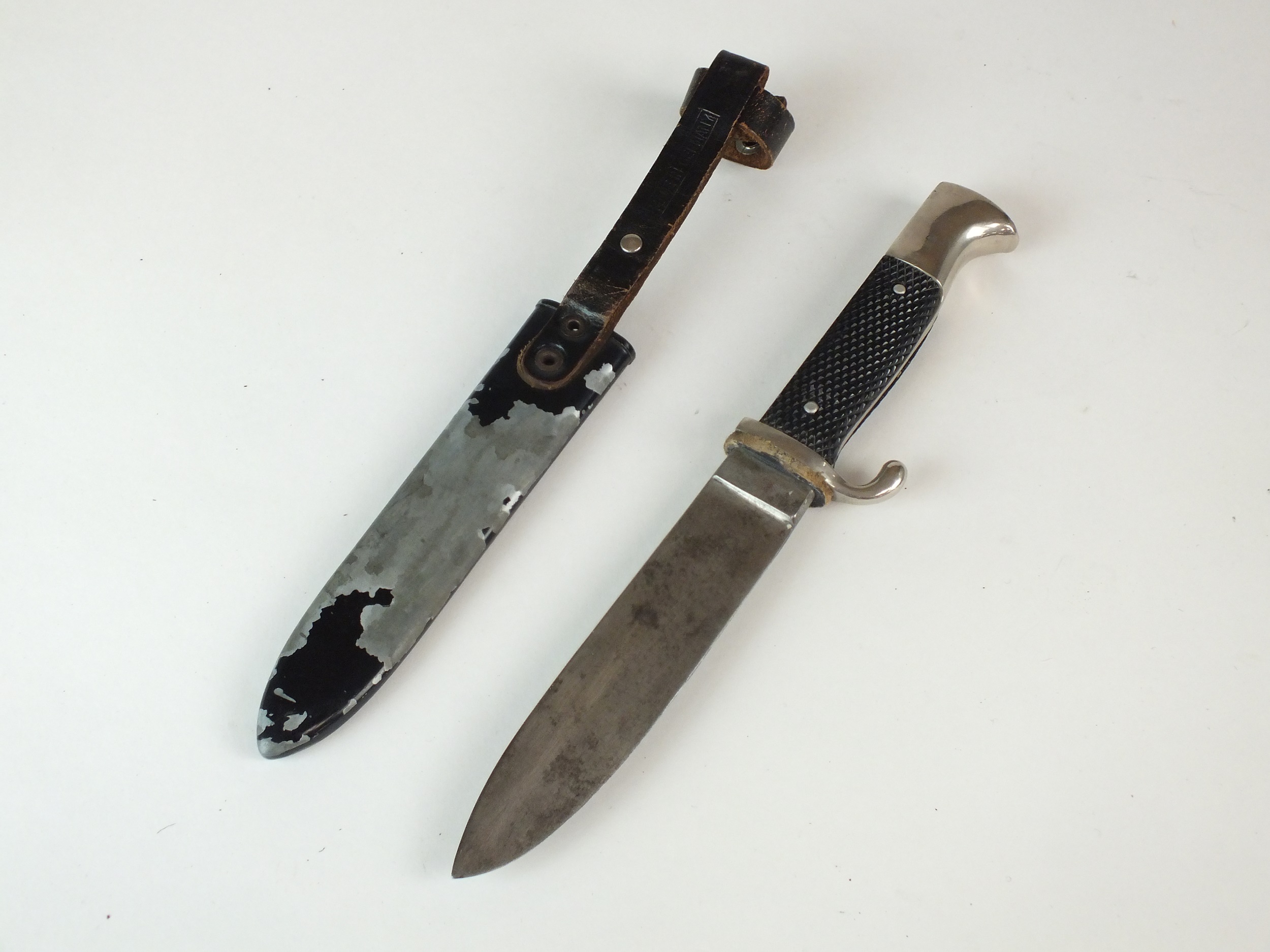 A post-war German Boy Scout Dagger and scabbard - Image 2 of 2