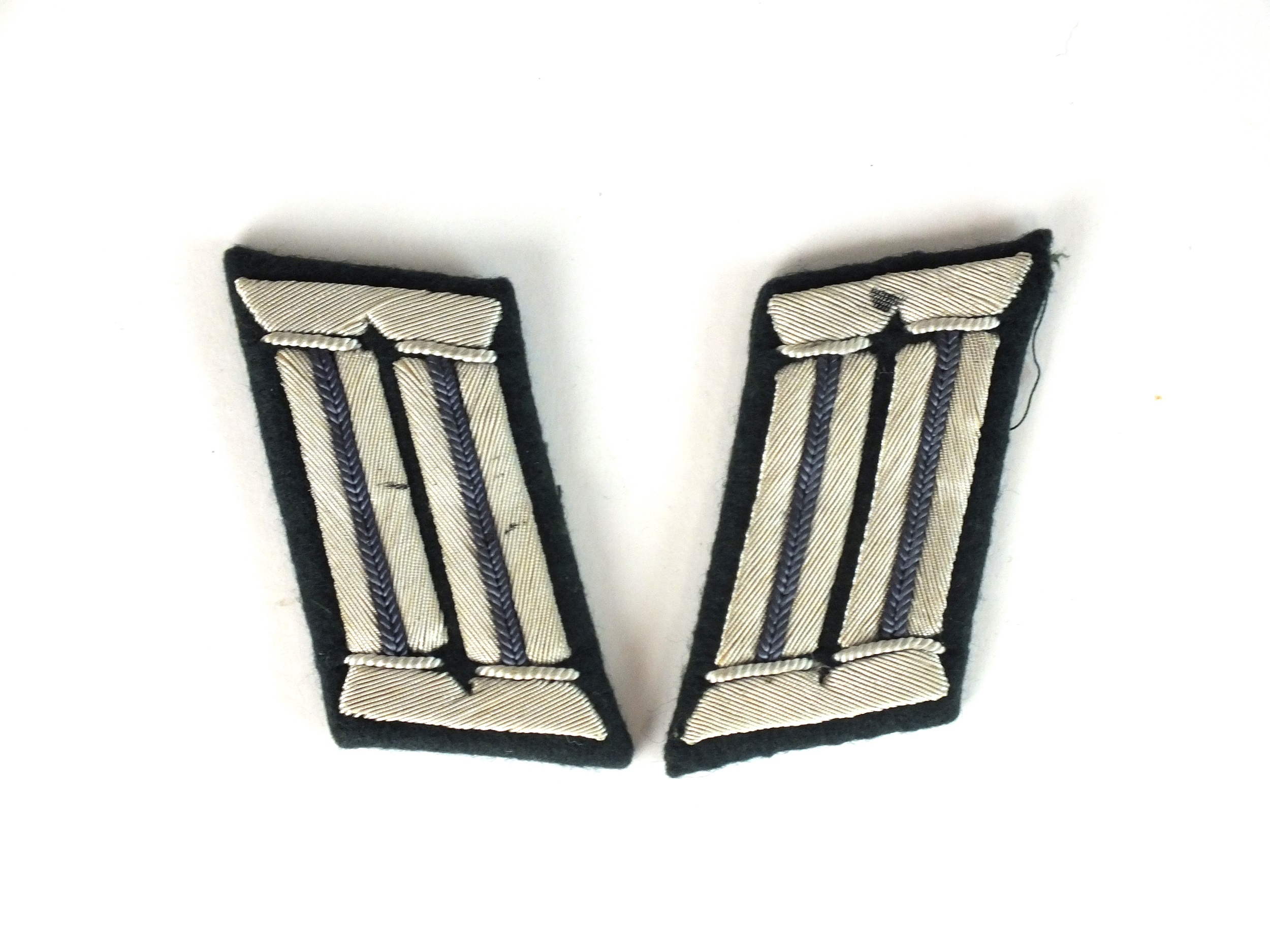 A pair of German Third Reich Heer TSD (military automobile service) officer's collar tabs with