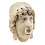 Klassizistischer Marmorkopf in Form einer römischen Theatermaske