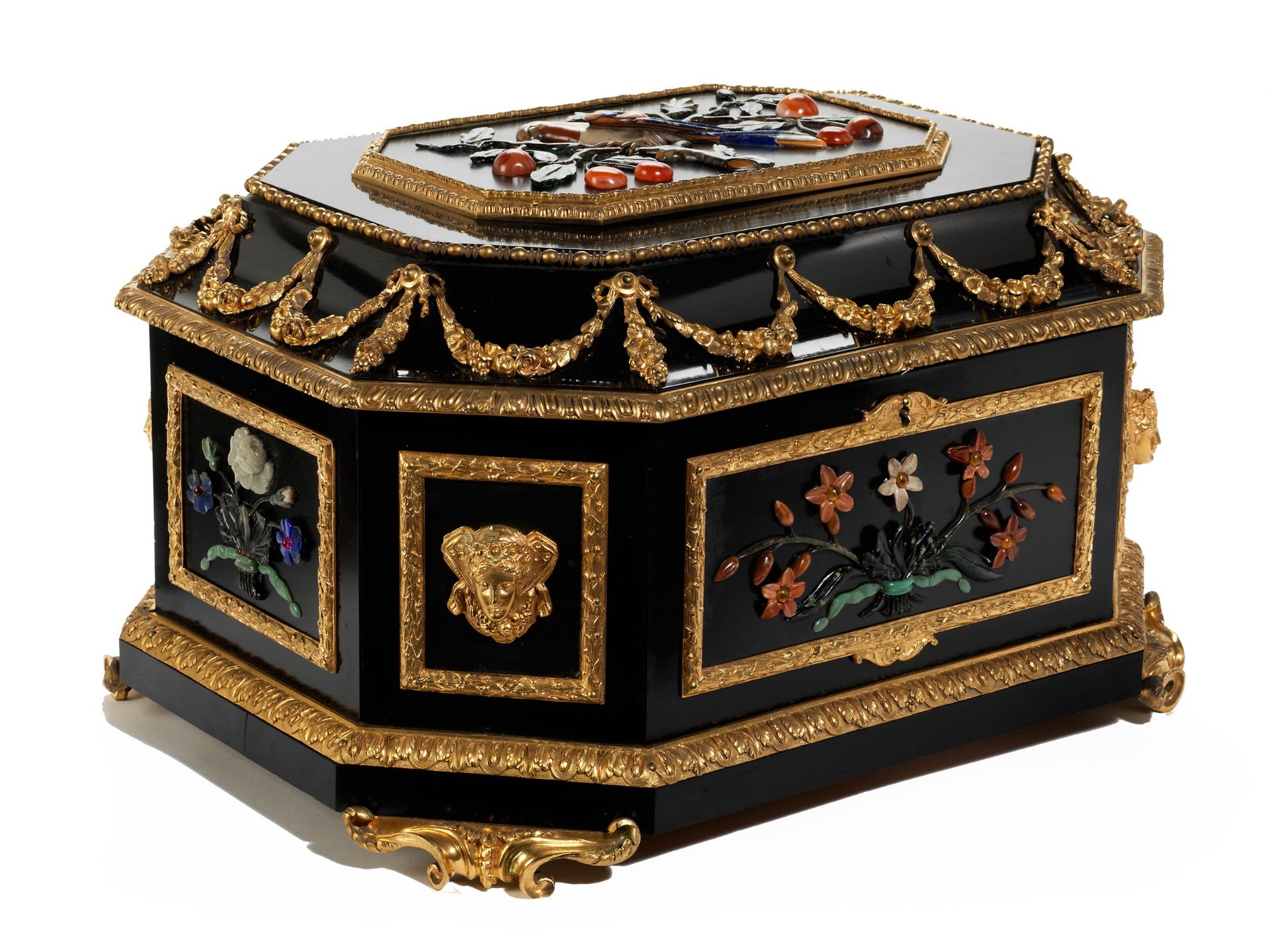 Prächtige, große ebonisierte Schatulle mit Pietra dura-Auflagen und vergoldeten Bronzen