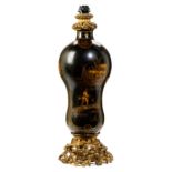 Tischlampe mit Chinoiserie-Dekor