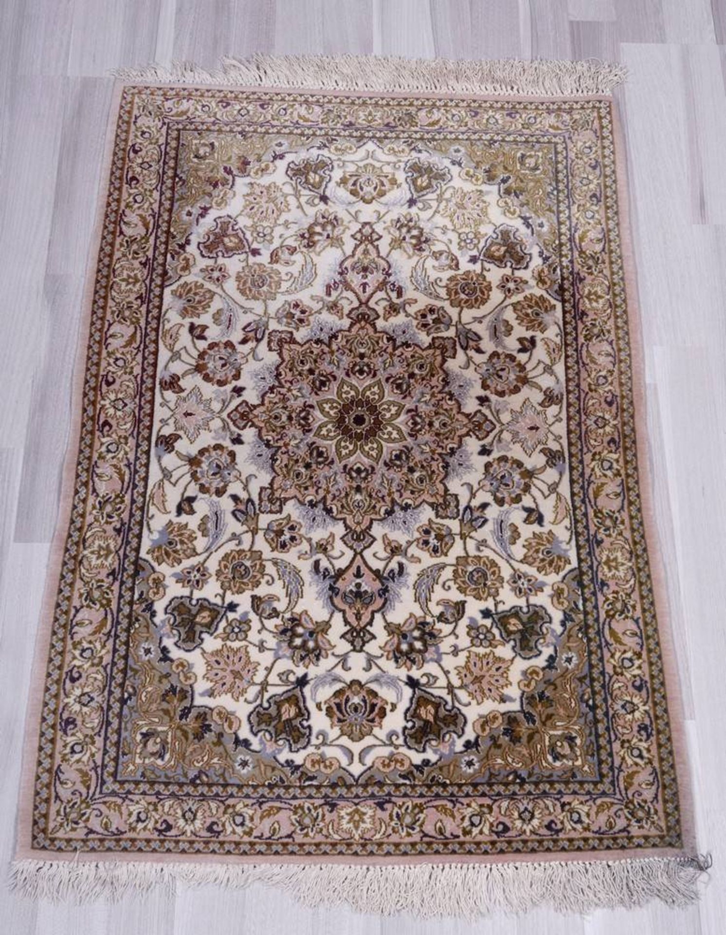 Teppich, Täbriz, Indien, Wolle auf Baumwolle