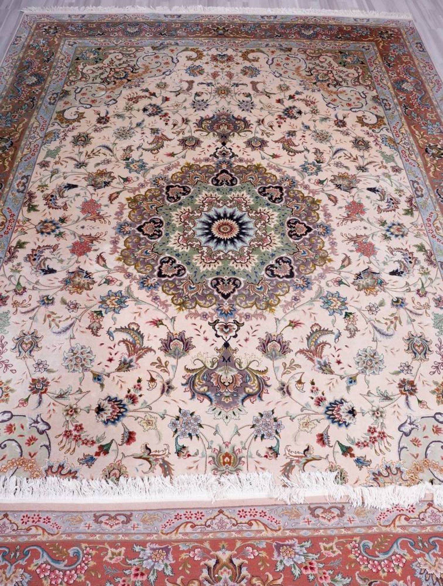 Teppich, Täbriz, Persien, Korkwolle mit Seide auf Baumwolle
