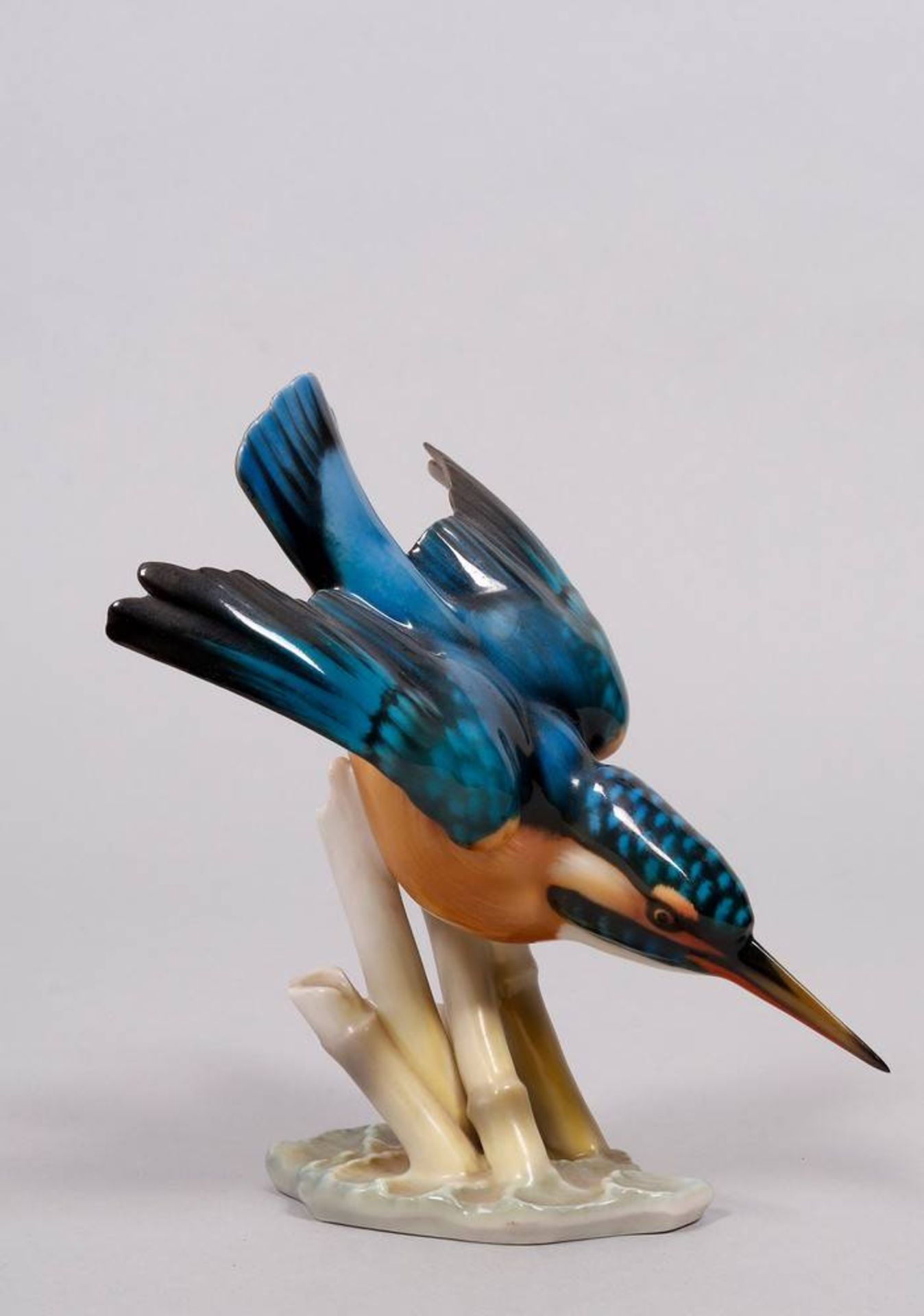 King fisher, design Hans Achtziger for Hutschenreuther, 20th C. - Image 3 of 5