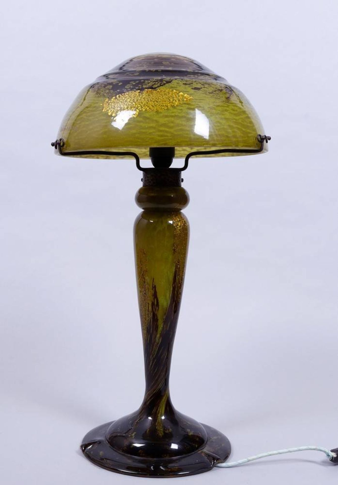 Large Art Nouveau table lamp, Daum, Nancy, ca. 1900/10