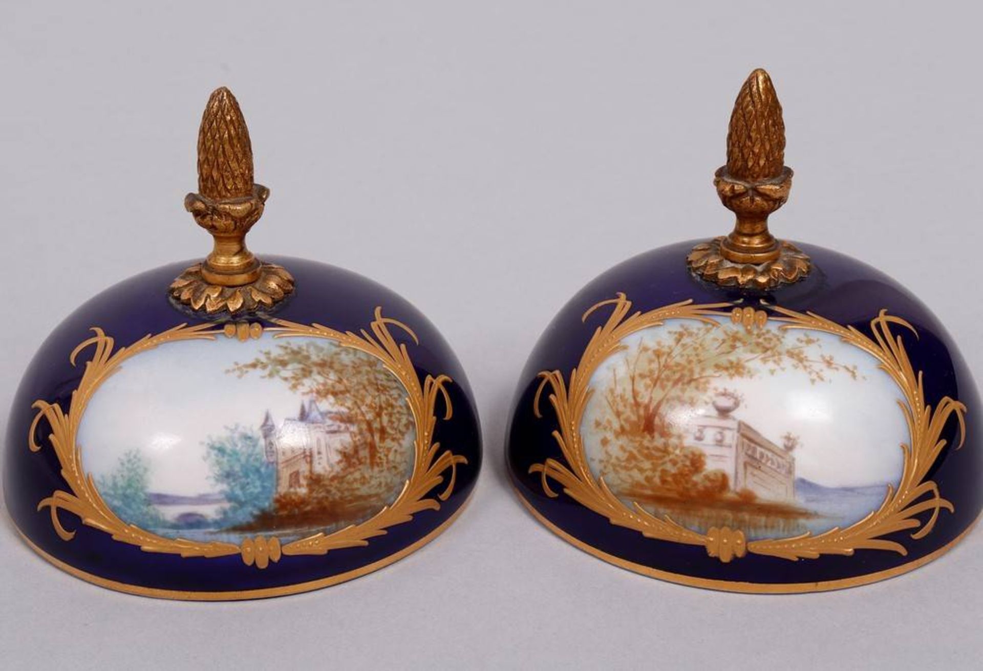 Pair of lidded vases, Chateau des Tuileries, Sèvres, around 1840 - Image 8 of 15