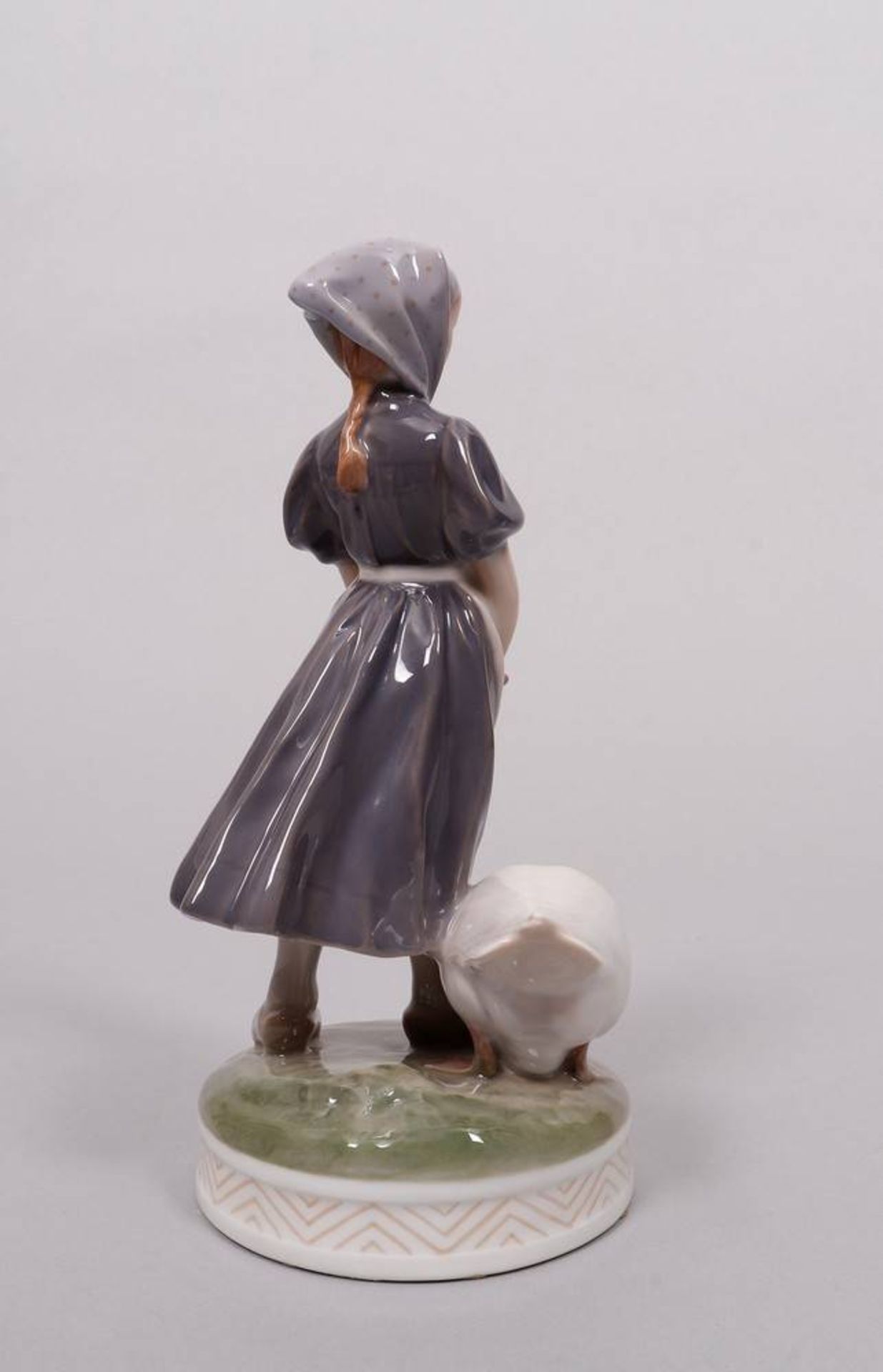 Goose maid, design by Christian Thomsen (1860-1921) for Royal Copenhagen, ca. 1930 - Image 4 of 6