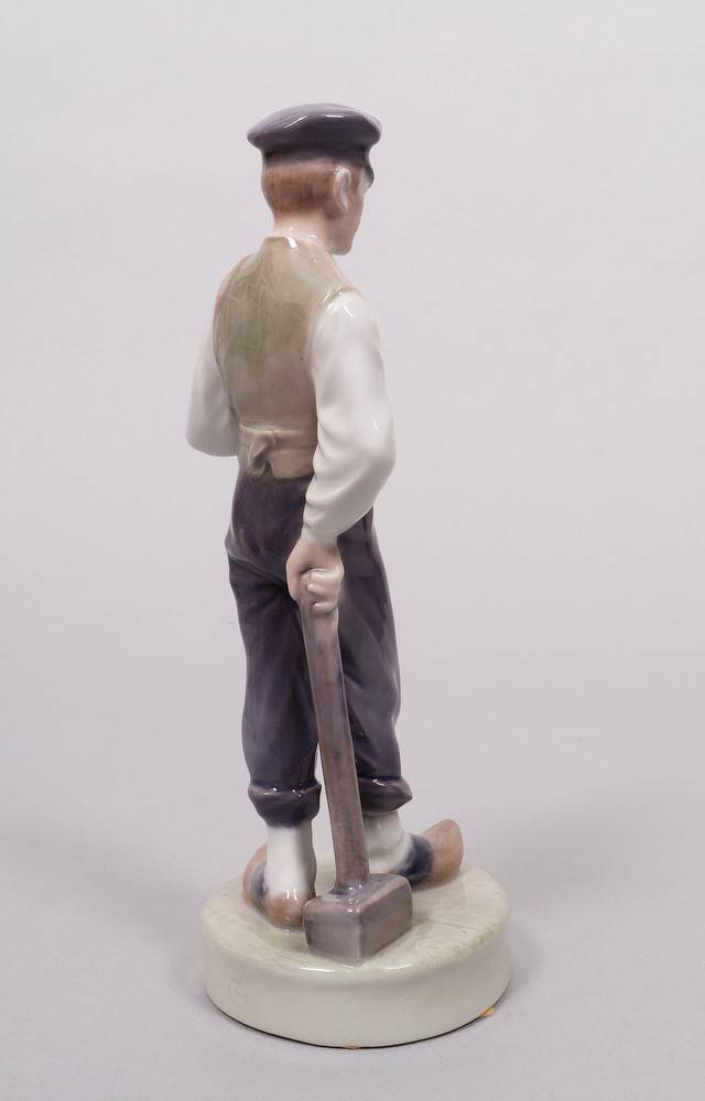 Shepherd boy, design Christian Thomsen (1860-1921) for Royal Copenhagen, 1966 - Image 3 of 5